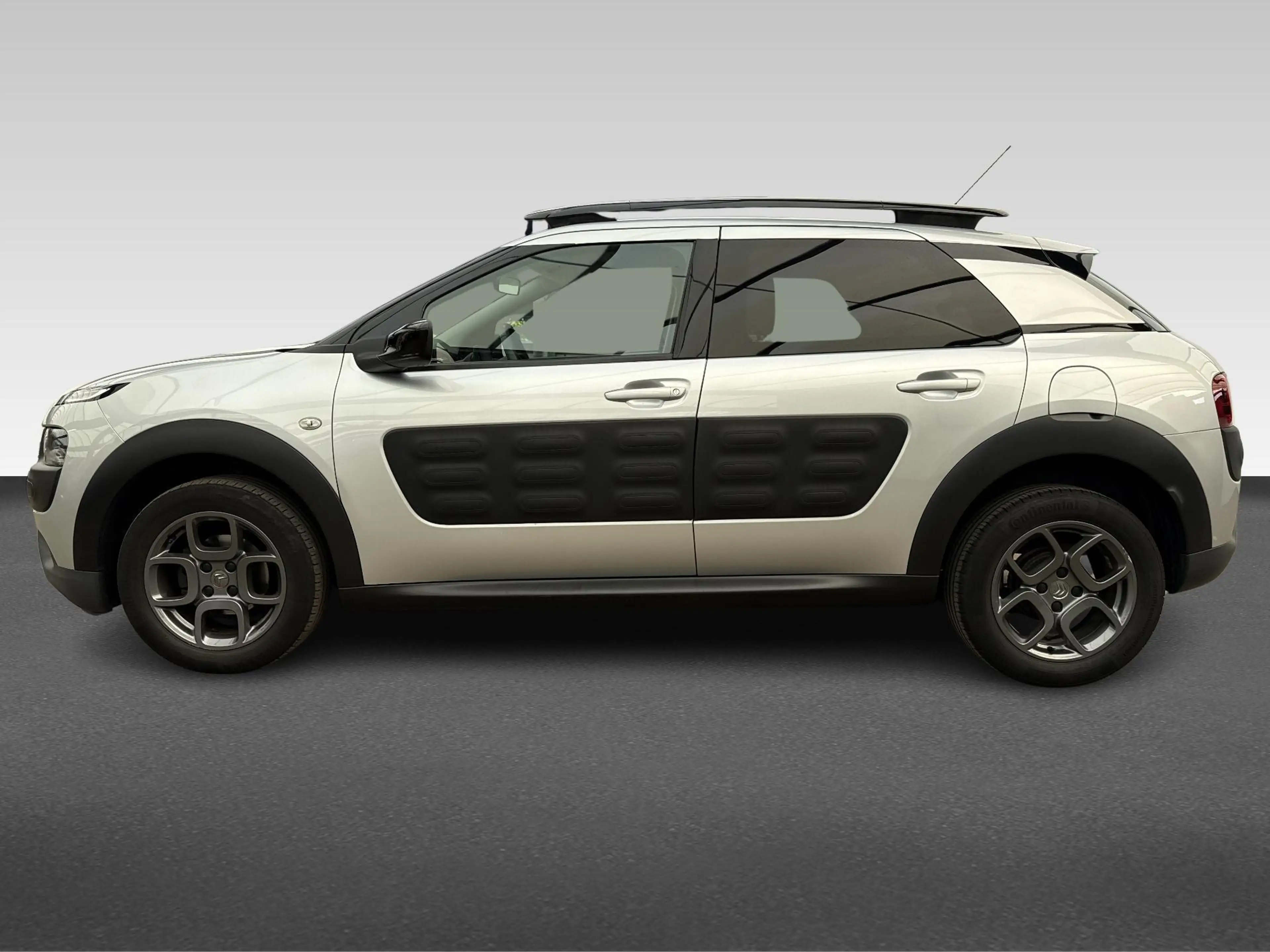 Citroen C4 Cactus 1.2 PureTech Shine — photo 3