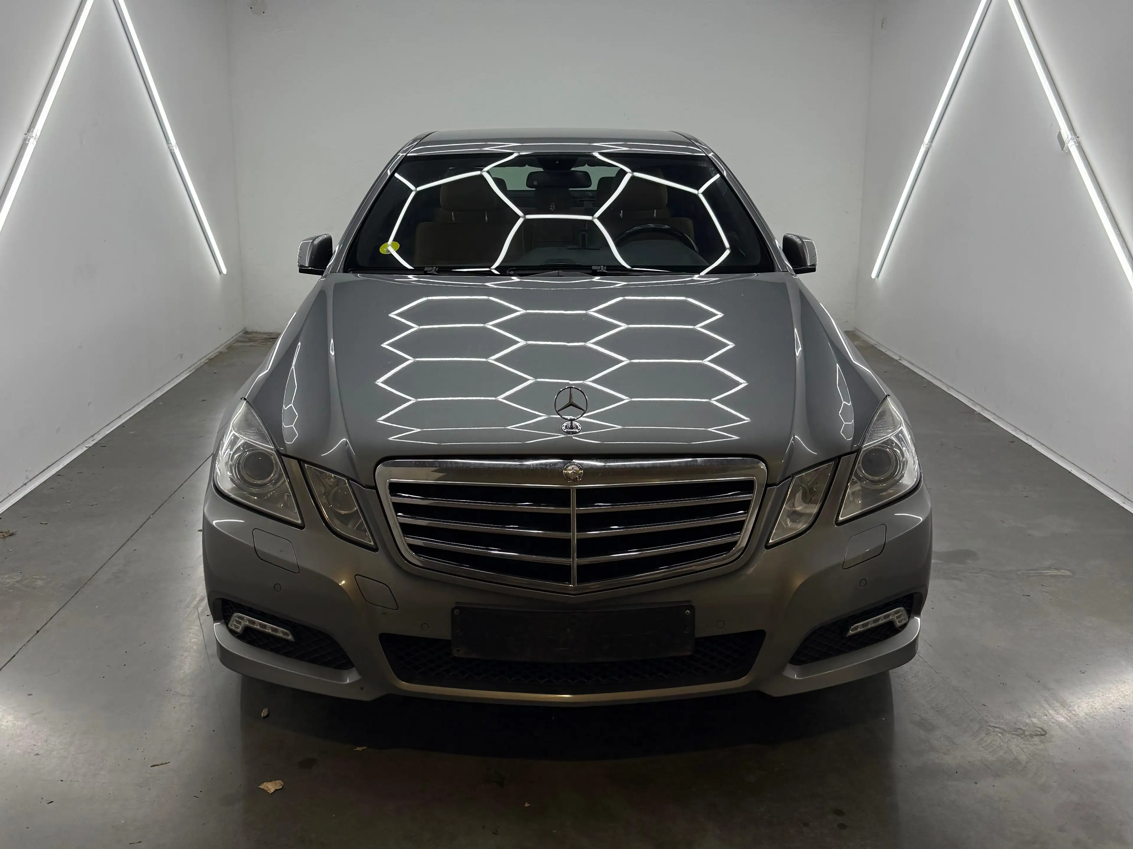 Mercedes-Benz E 220 E 220 CDI BE Avantgarde — photo 2