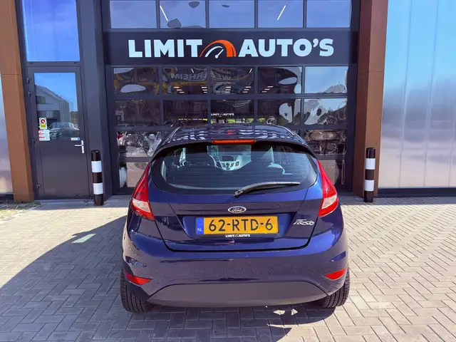 Ford Fiesta view 9