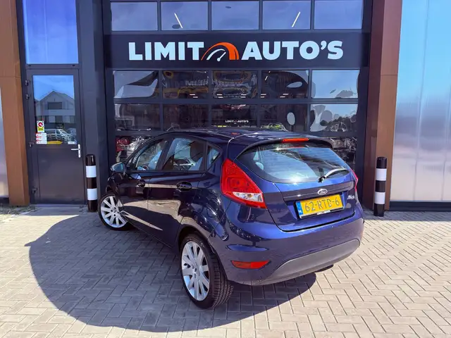 Ford Fiesta view 5