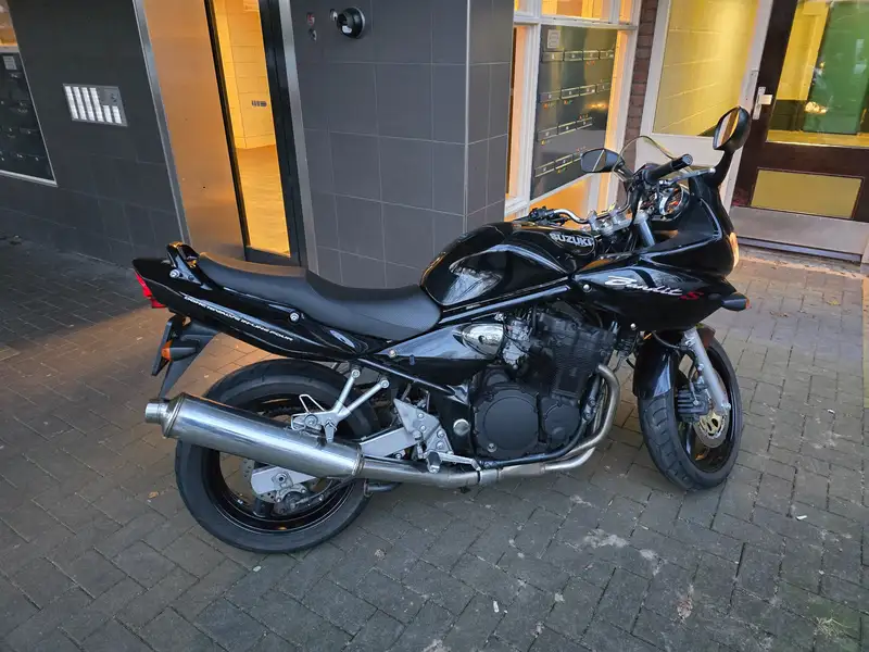 Suzuki Bandit 600 - foto 2