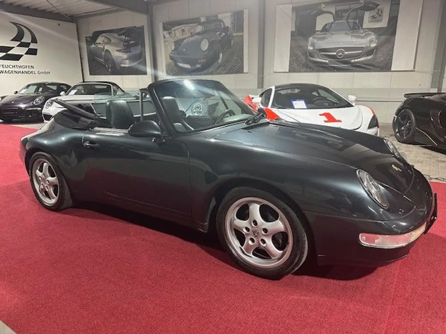 Porsche 993 Carrera Cabriolet* Schalter * Grün - 1