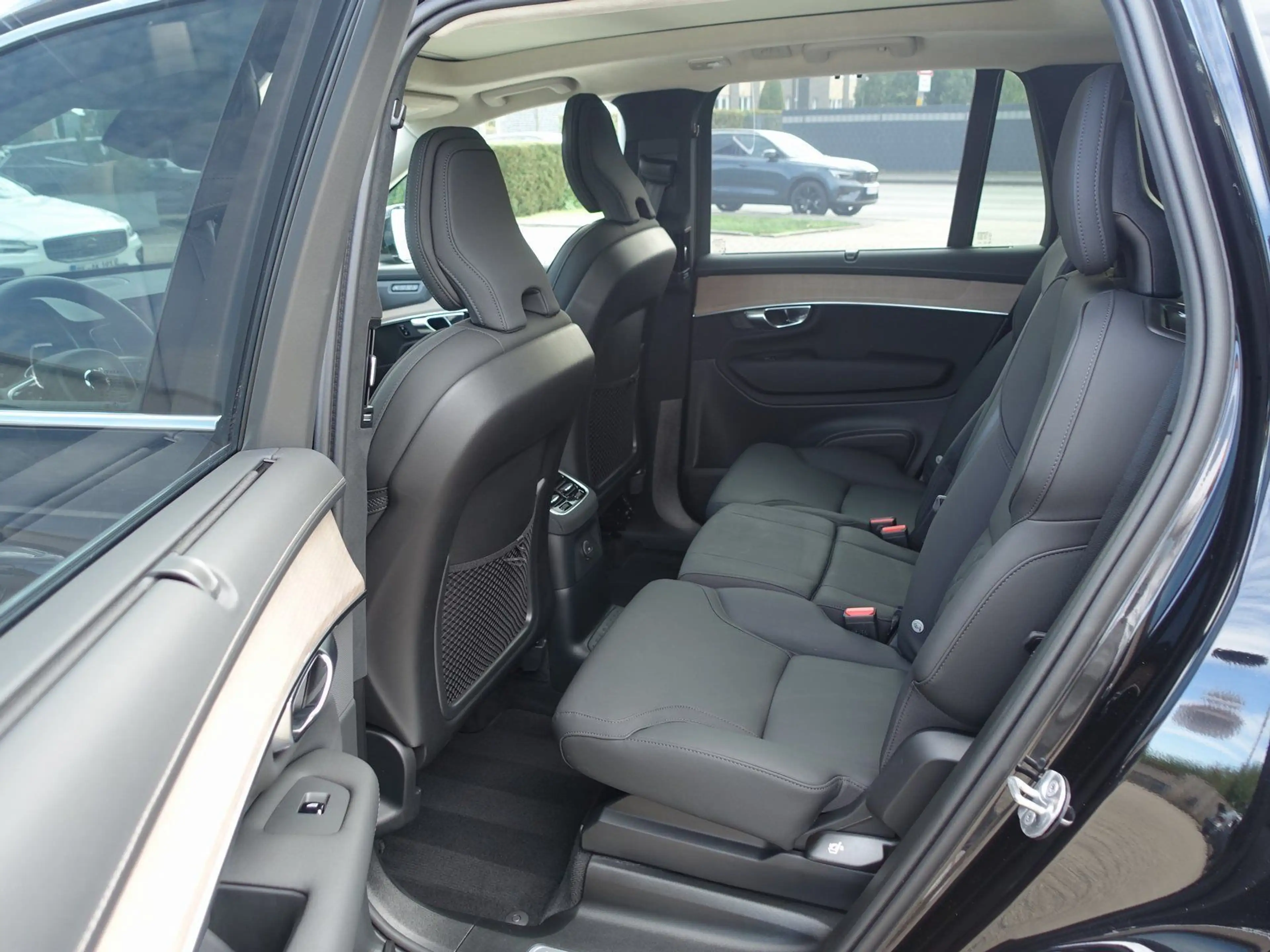 Volvo XC90 Ultra T8 AWD Plug-in/Pano/HUD/H&KFourC — photo 11