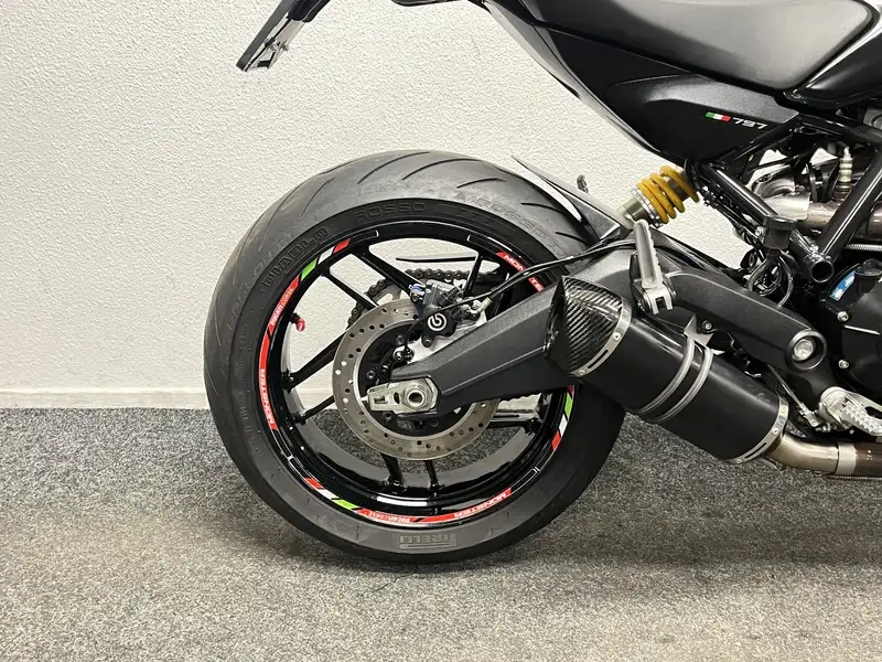 Ducati Monster 797 - foto 7