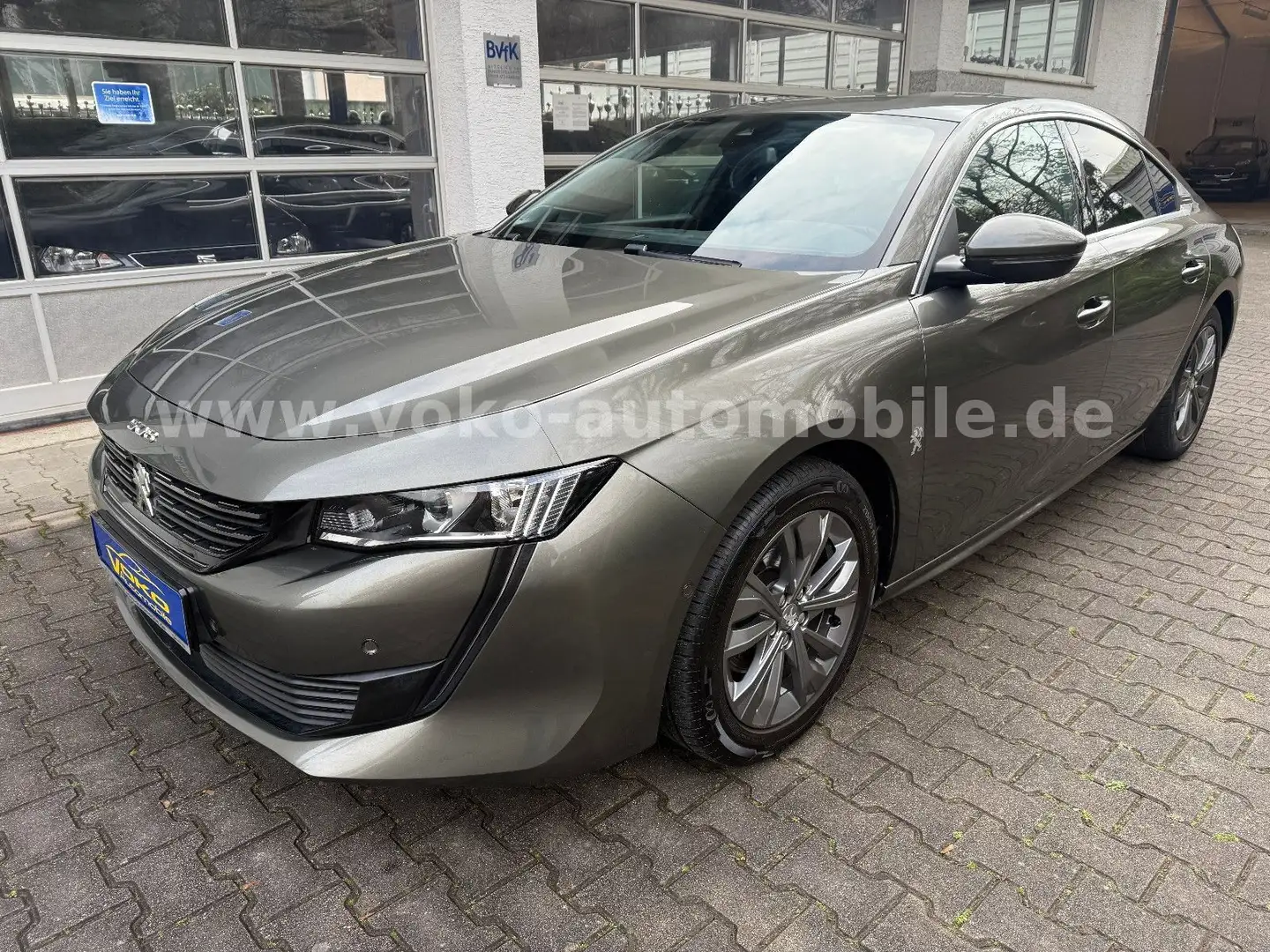 Peugeot 508 1.5 BlueHDi Allure NAVI*AHK*2.Hd. Grau - 2