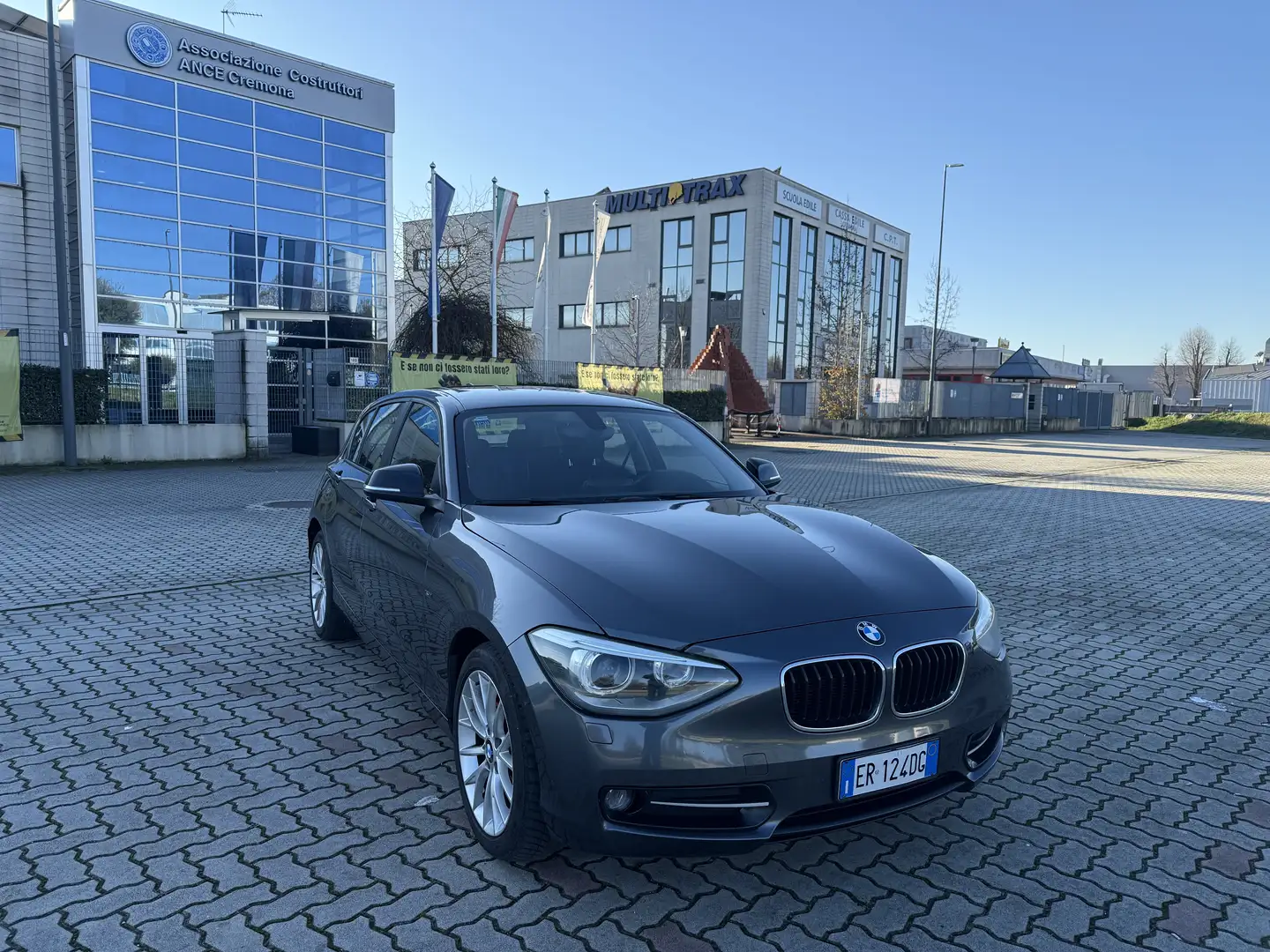 BMW 118 118d 5p Msport - 1