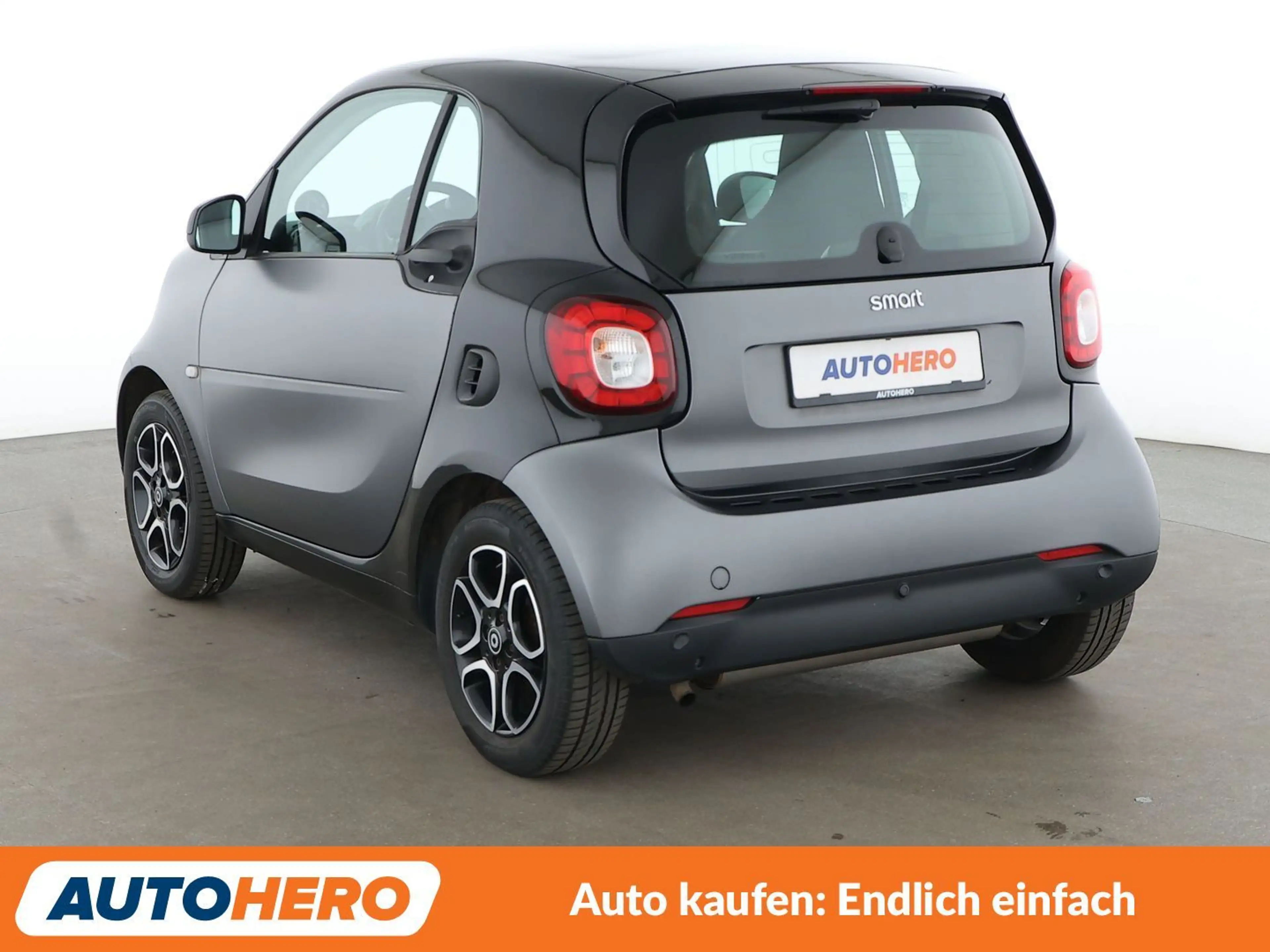 smart forTwo 0.9 Turbo Basis passion Aut.*NAVI*PDC*SHZ* — photo 4