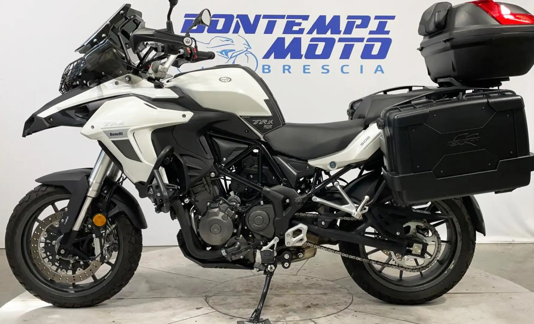 Benelli TRK 502 2020 + TRIS VALIGIE - PAT A2 ( 35KW ) Blanc - 2