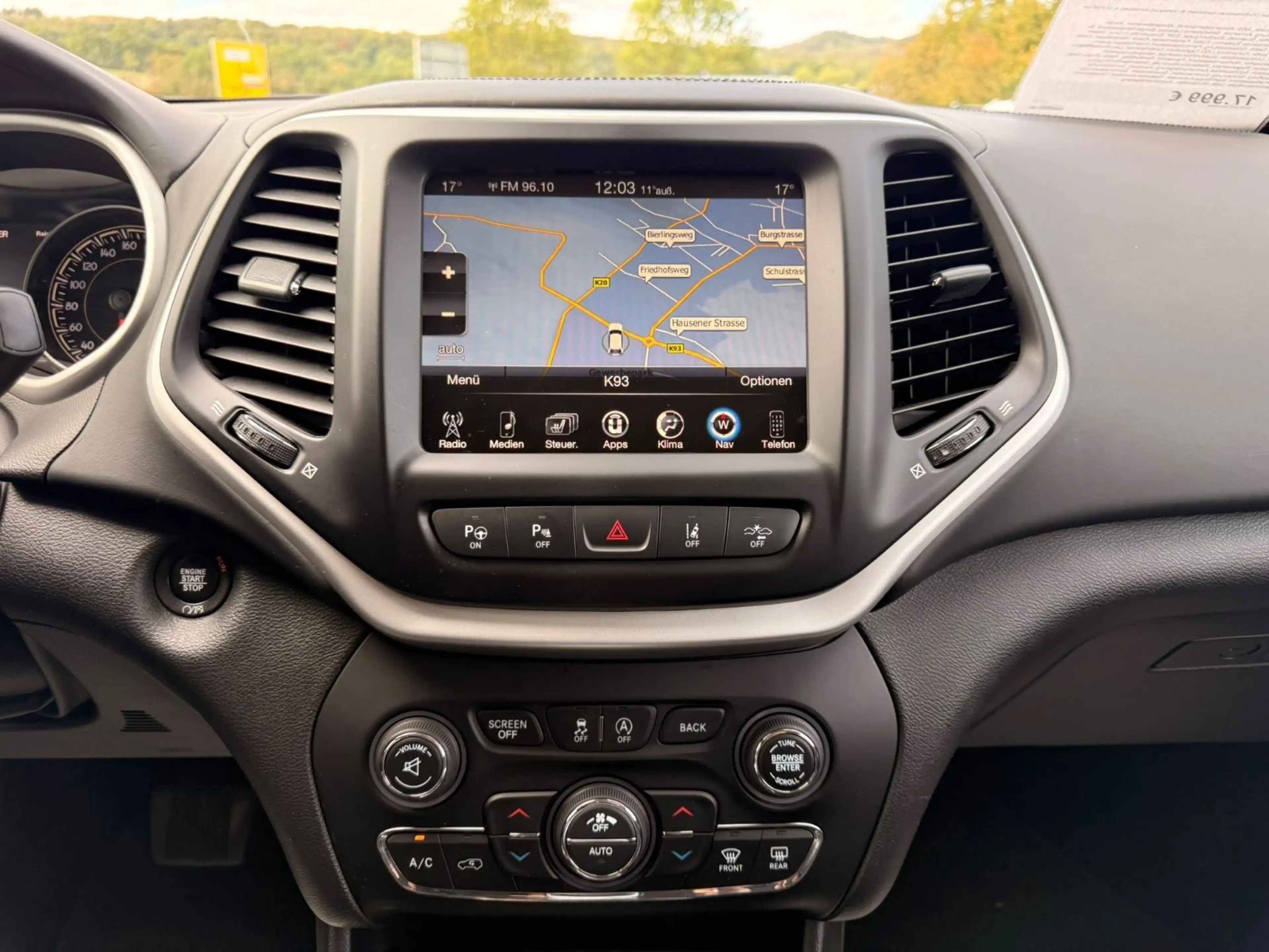 Jeep Cherokee 2.2 M.Jet 147kW 4x4 Overland — photo 13