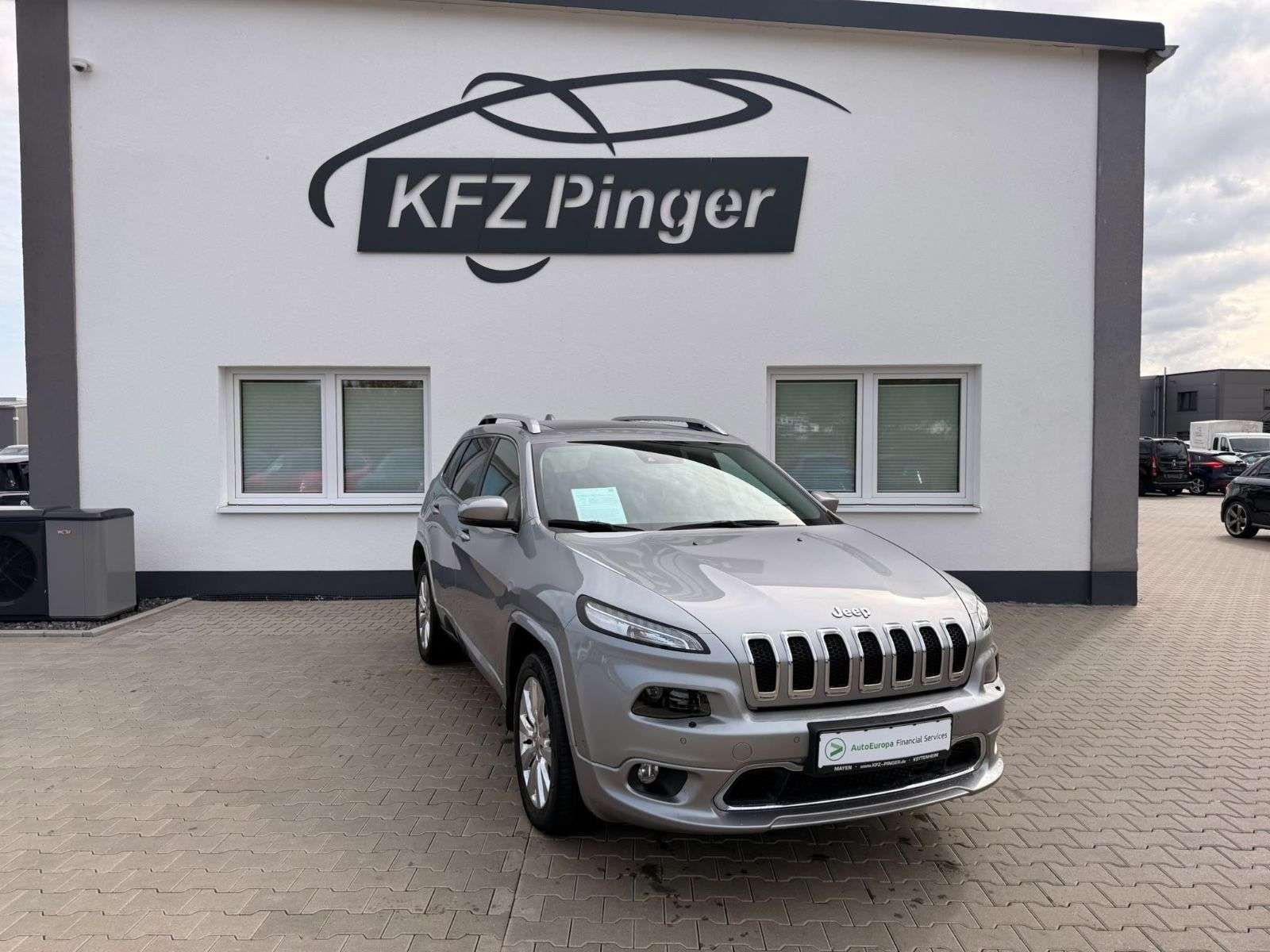 Jeep Cherokee