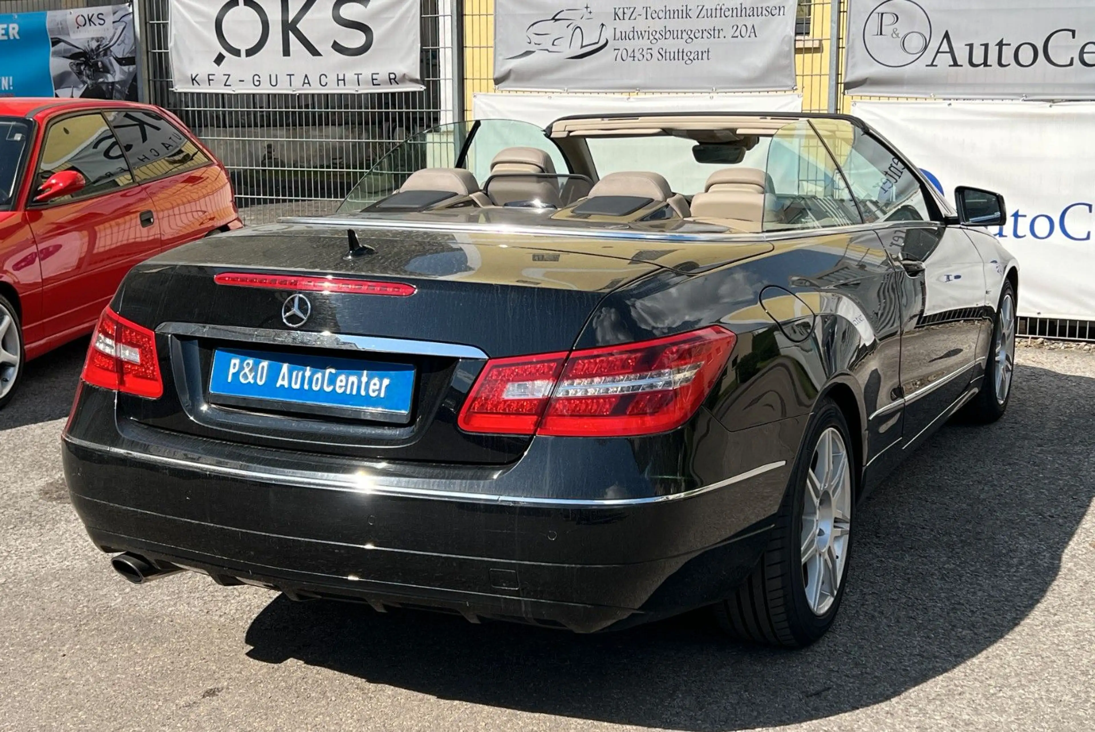 Mercedes-Benz E 250 CGI Cabrio BE Leder Navi Xenon — photo 4