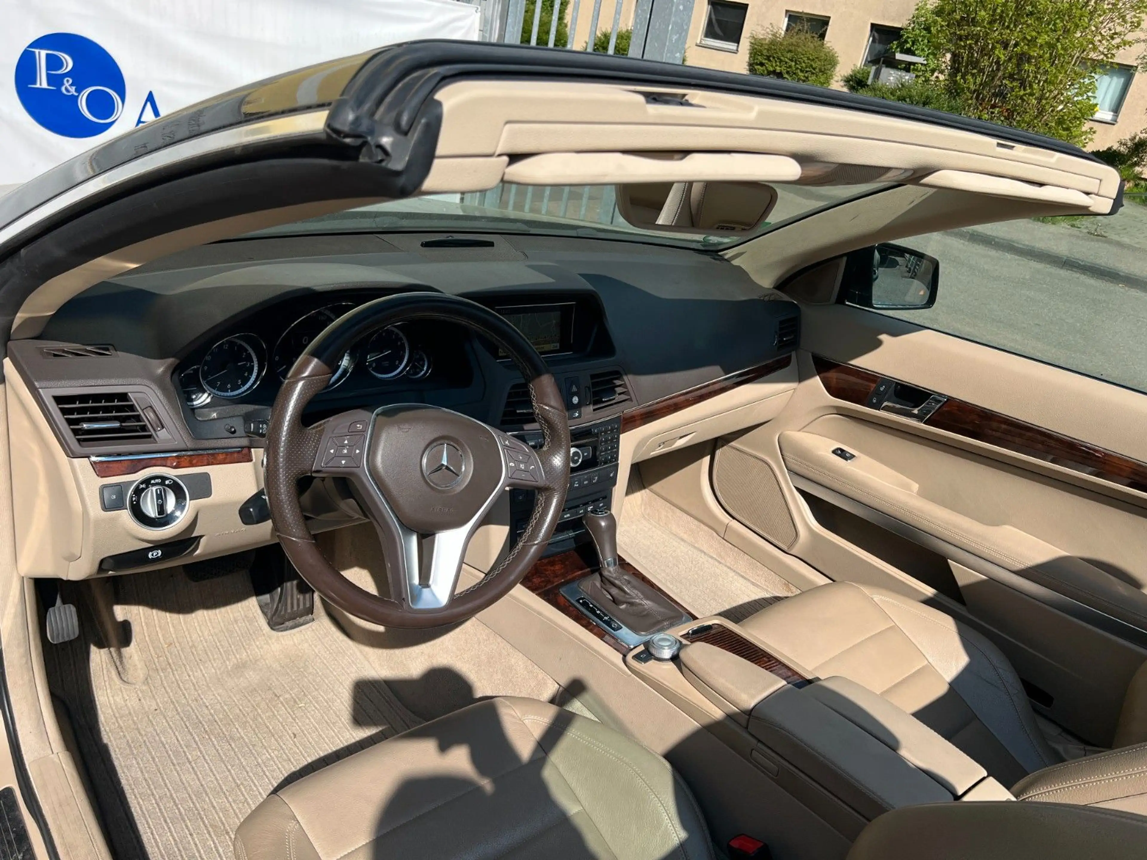 Mercedes-Benz E 250 CGI Cabrio BE Leder Navi Xenon — photo 7