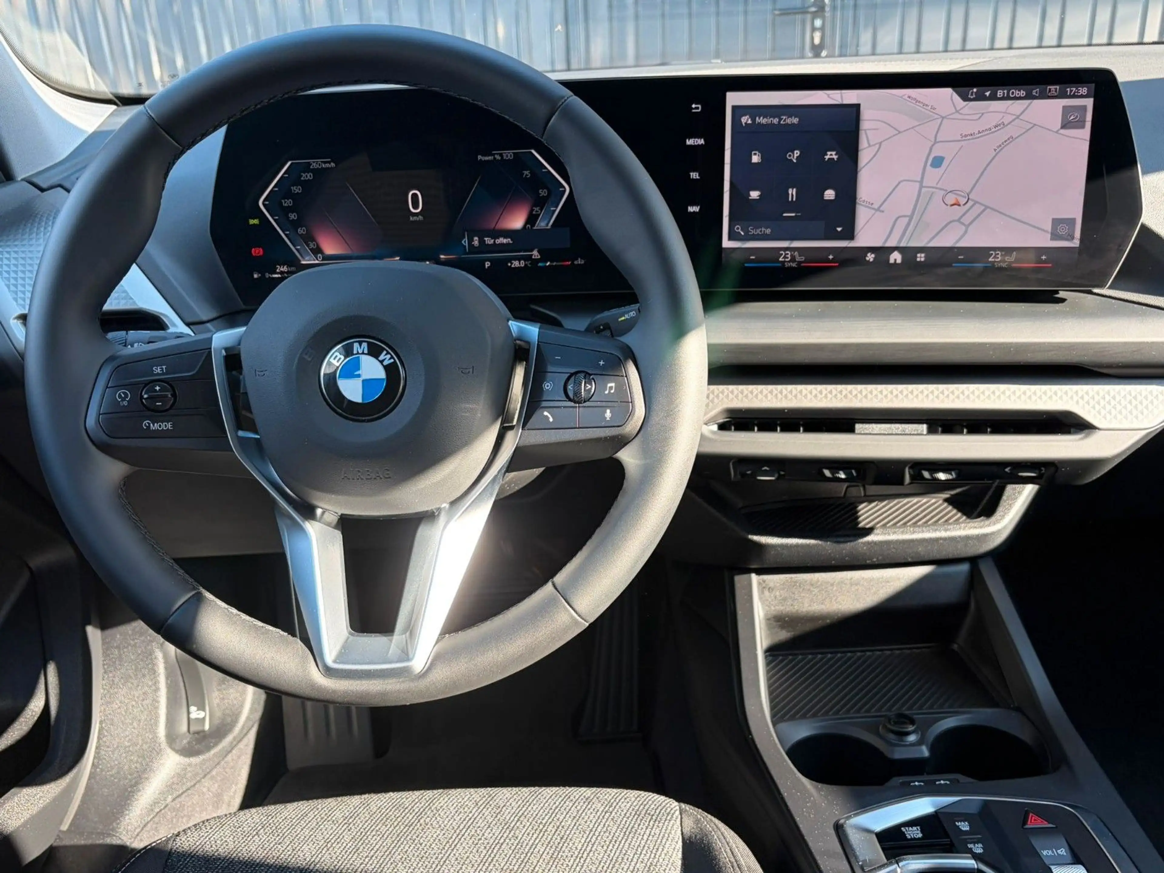 BMW 120 i Autom. 5-Türer/ getöntScheib/LED/Kamera — photo 9