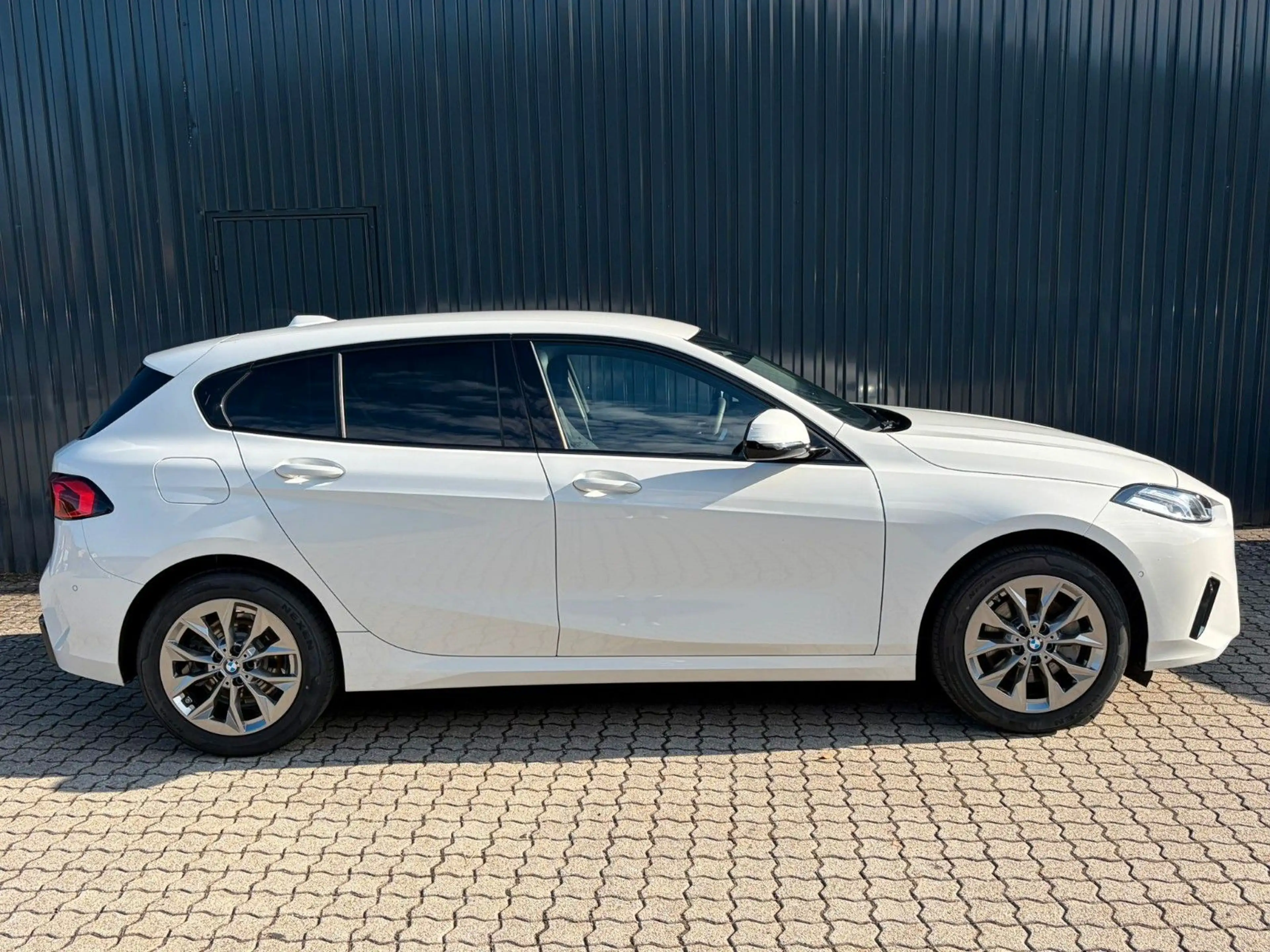 BMW 120 i Autom. 5-Türer/ getöntScheib/LED/Kamera — photo 6