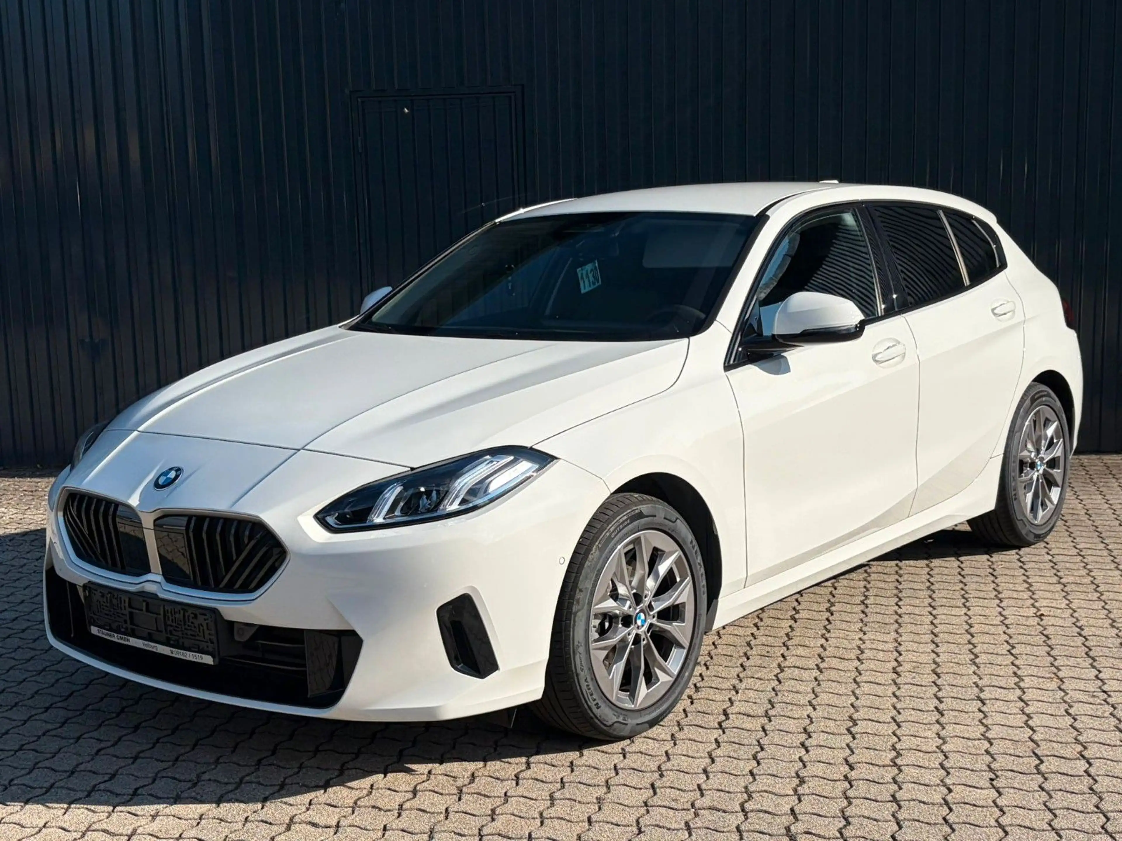 BMW 120 i Autom. 5-Türer/ getöntScheib/LED/Kamera — photo 4