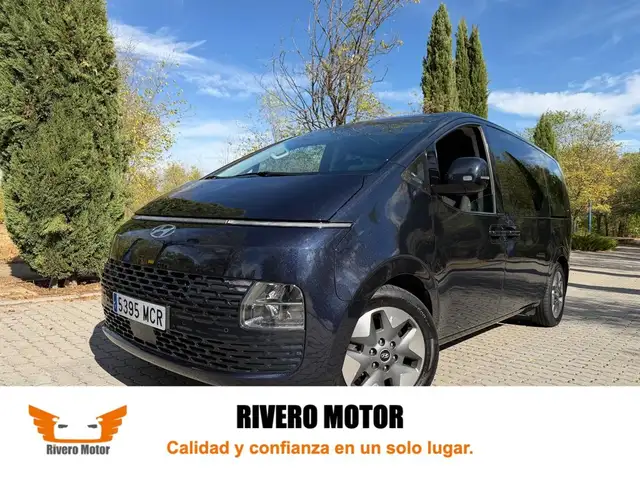 Hyundai STARIA 2.2 CRDI Maxx 9S