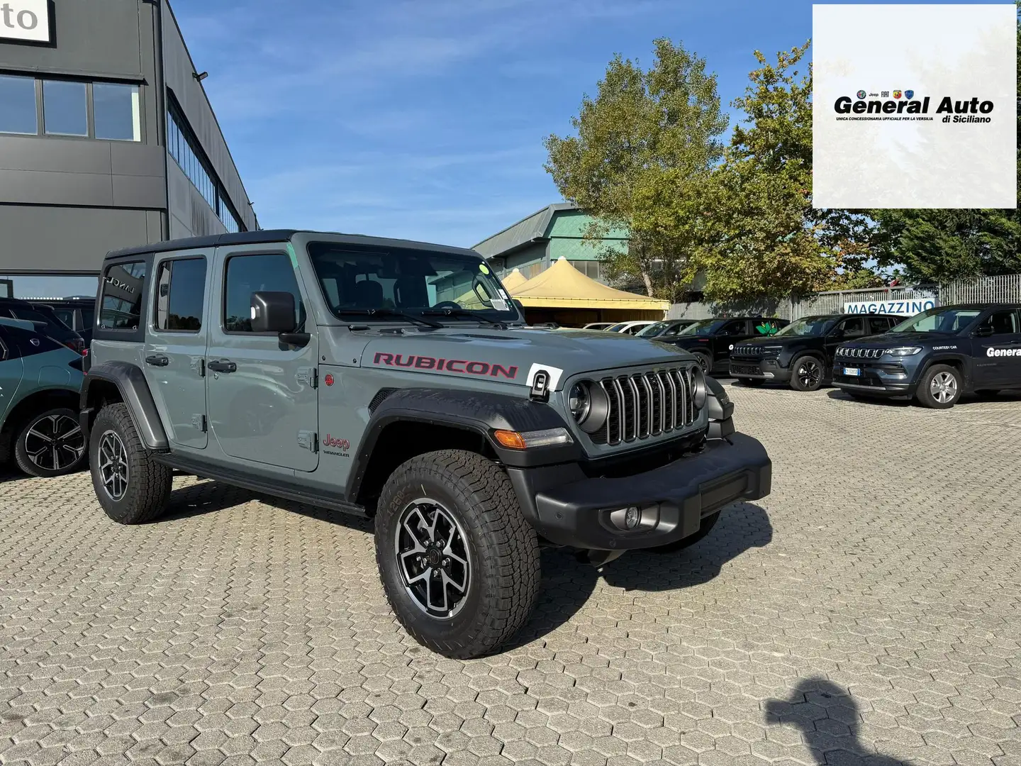Jeep Wrangler RUBICON Grau - 1
