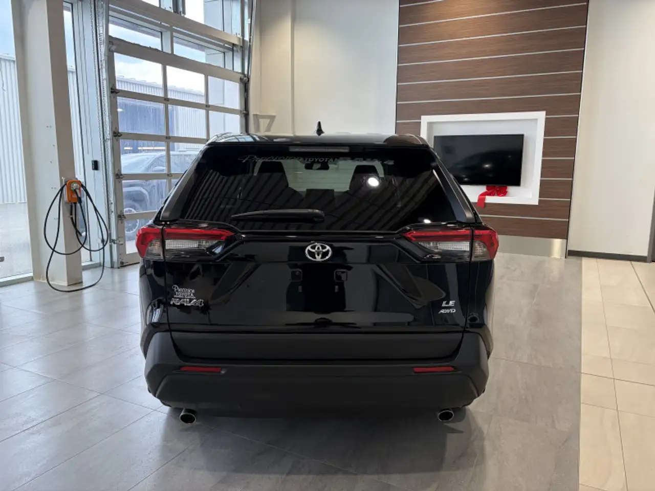 Toyota RAV 4 снимка Toyota RAV 4