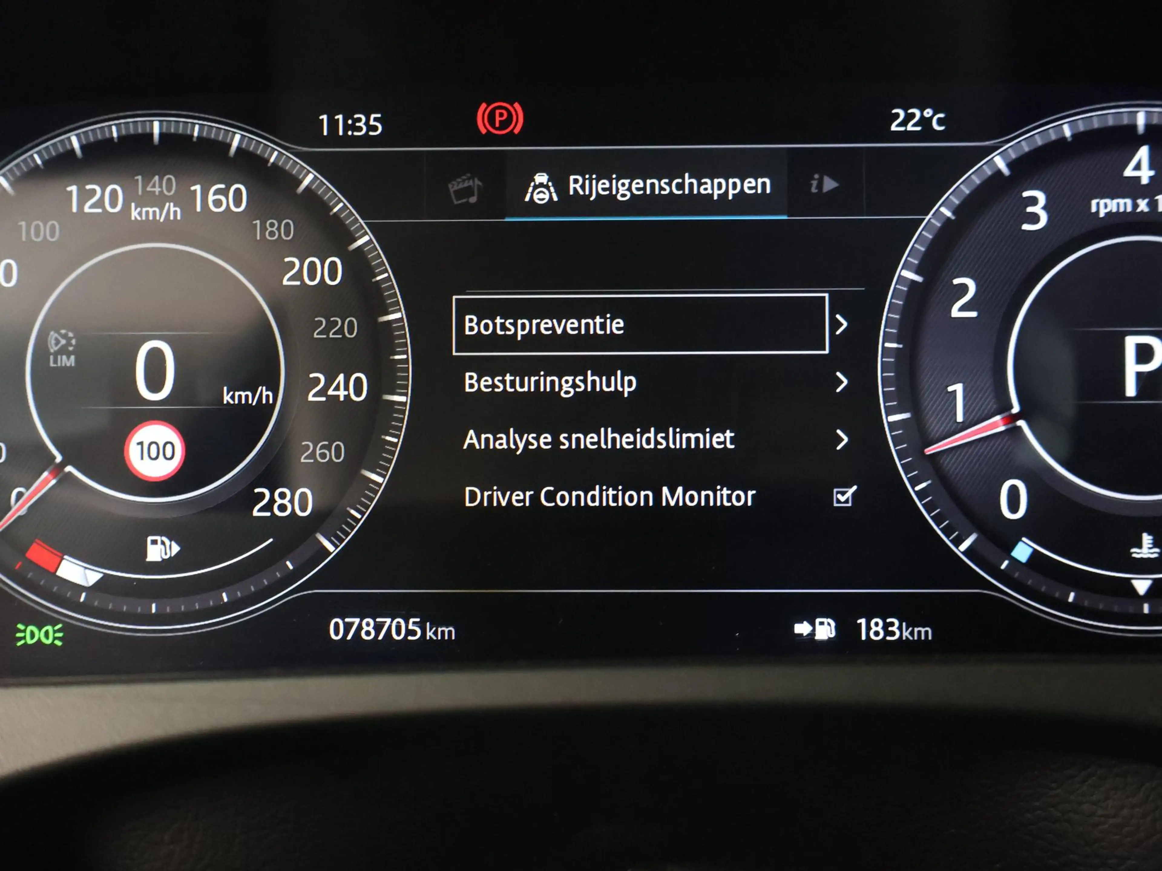 Jaguar F-Pace 2.0T 250 PK AWD R-SPORT + PANORAMA | ADAPTIVE CC | — photo 38