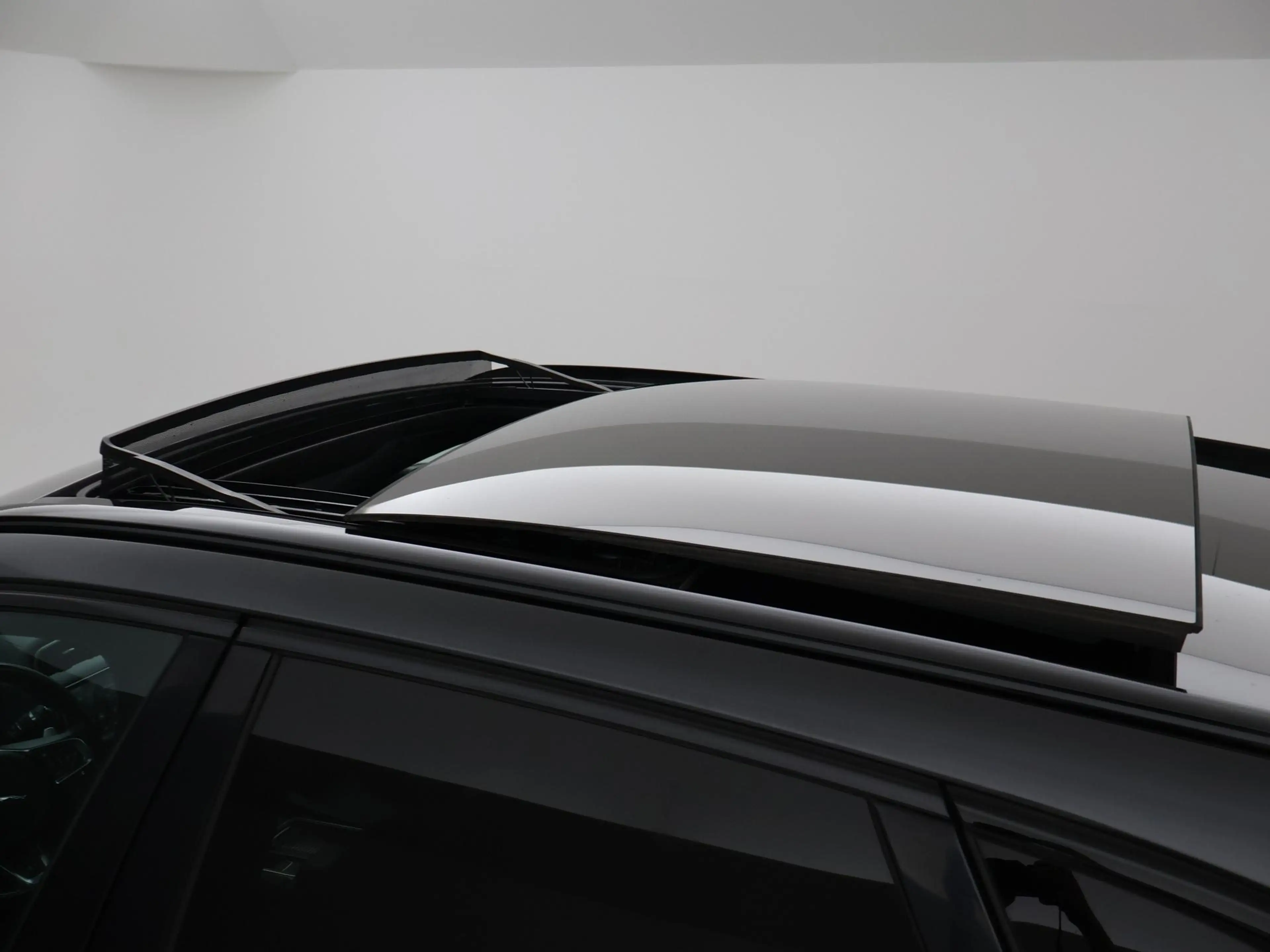 Jaguar F-Pace 2.0T 250 PK AWD R-SPORT + PANORAMA | ADAPTIVE CC | — photo 19