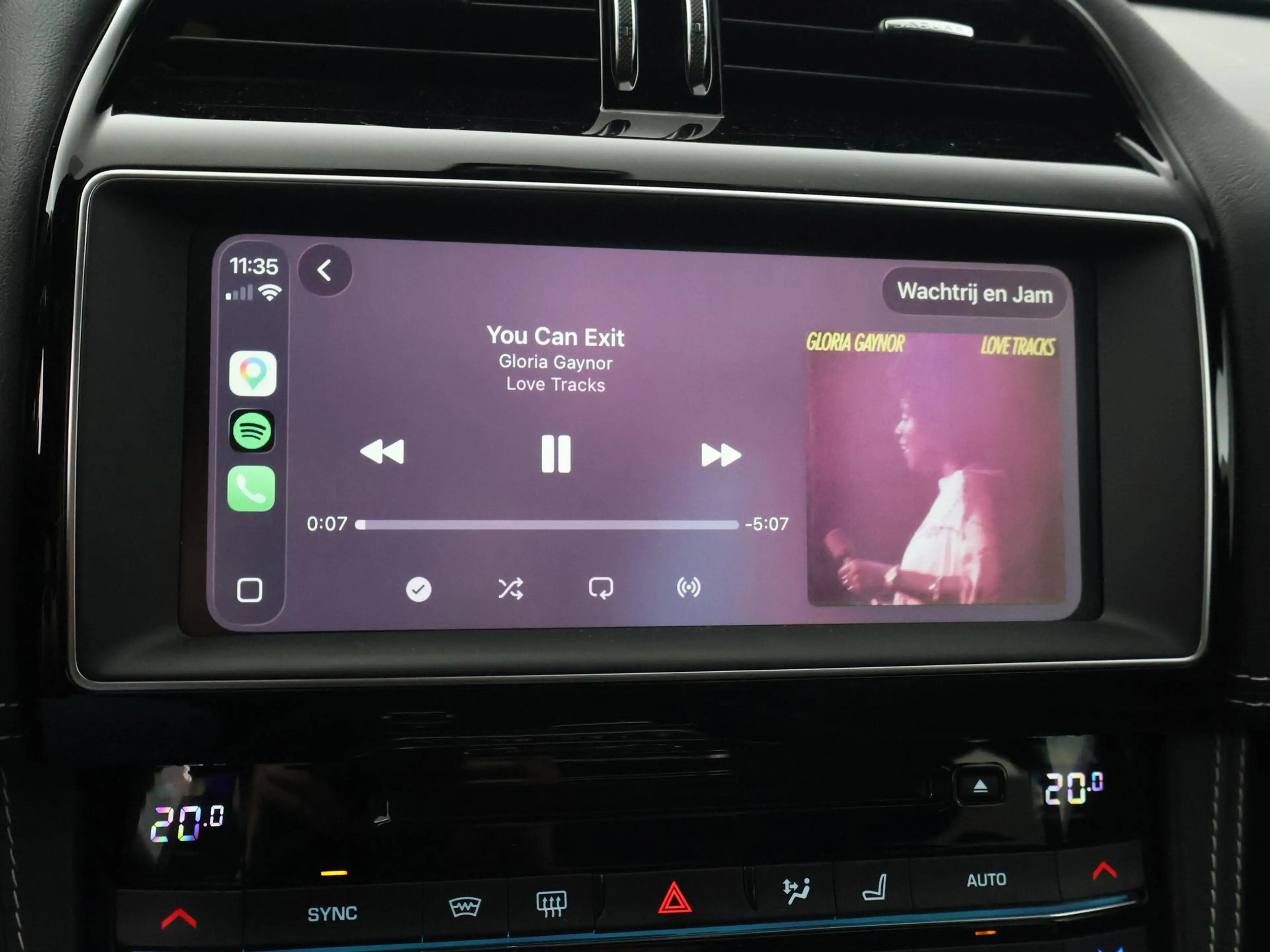 Jaguar F-Pace 2.0T 250 PK AWD R-SPORT + PANORAMA | ADAPTIVE CC | — photo 41