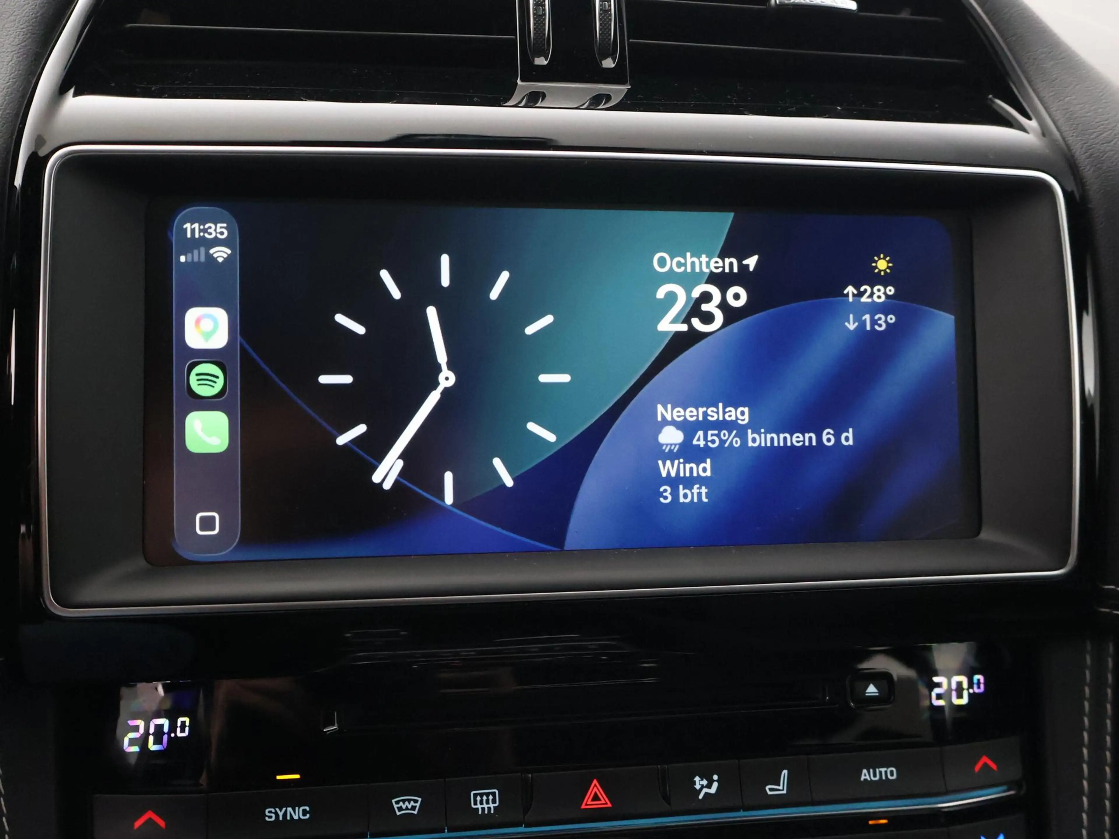 Jaguar F-Pace 2.0T 250 PK AWD R-SPORT + PANORAMA | ADAPTIVE CC | — photo 44