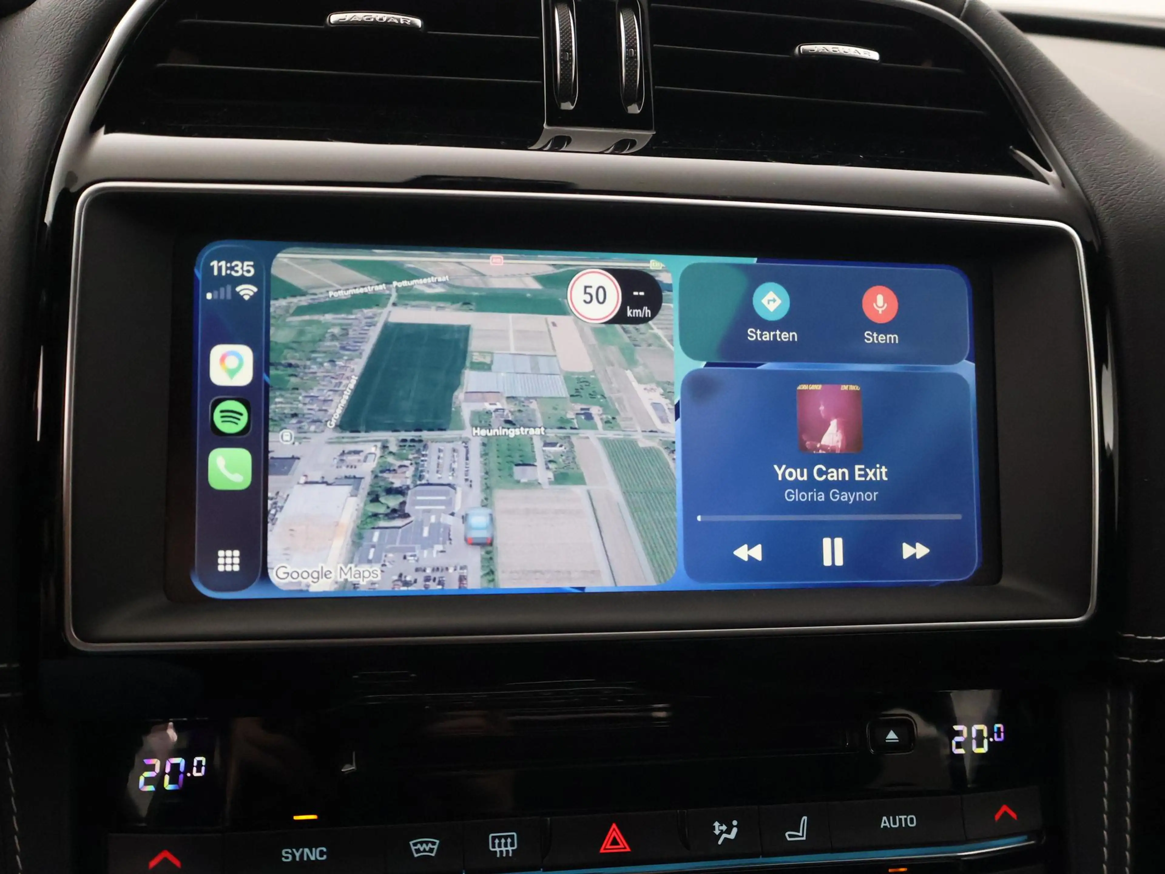 Jaguar F-Pace 2.0T 250 PK AWD R-SPORT + PANORAMA | ADAPTIVE CC | — photo 40
