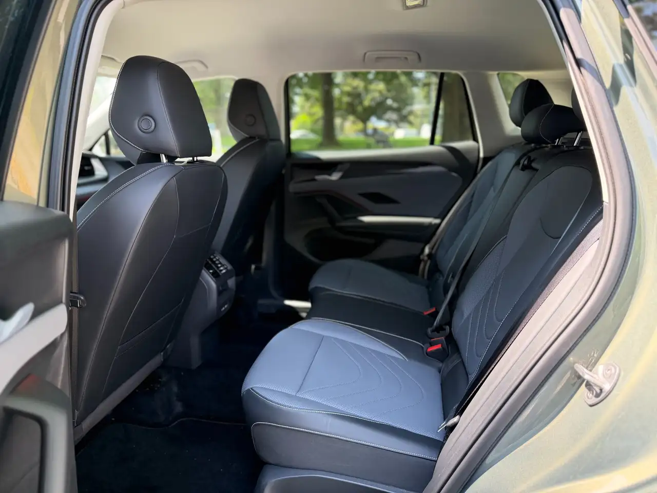 Volkswagen Tiguan photo Volkswagen Tiguan