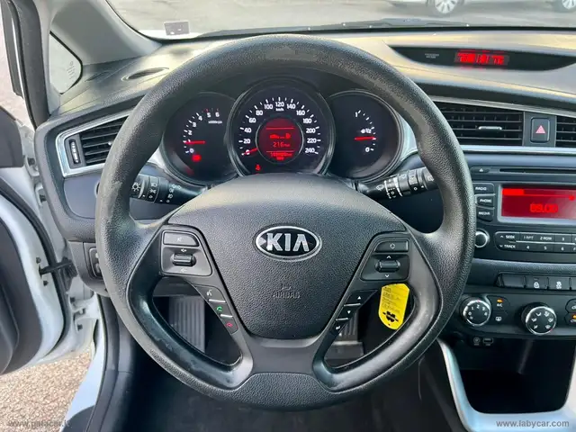 Kia Ceed view 6