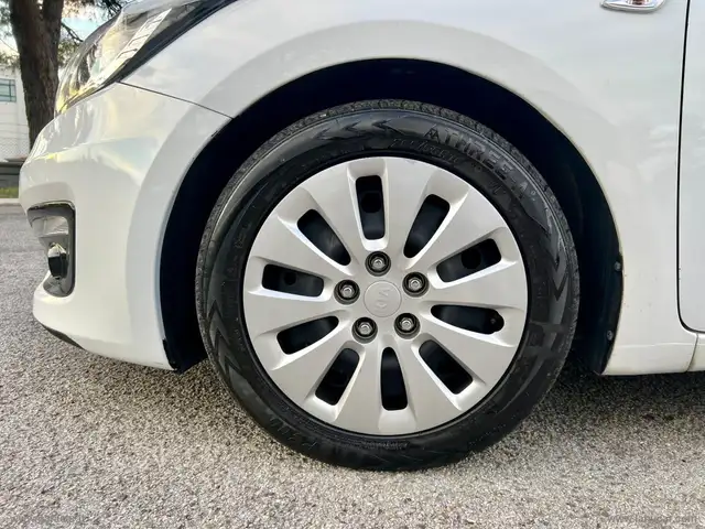 Kia Ceed view 4