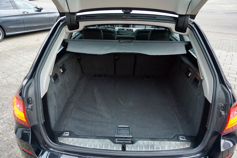 BMW 530 5 Touring 530 d xDrive Sport line — photo 5