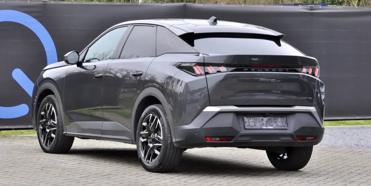 Peugeot 3008 ALLURE DISTRIBUTIEKETTING CARPLAY 360°CAM KEYLESS — 3/18