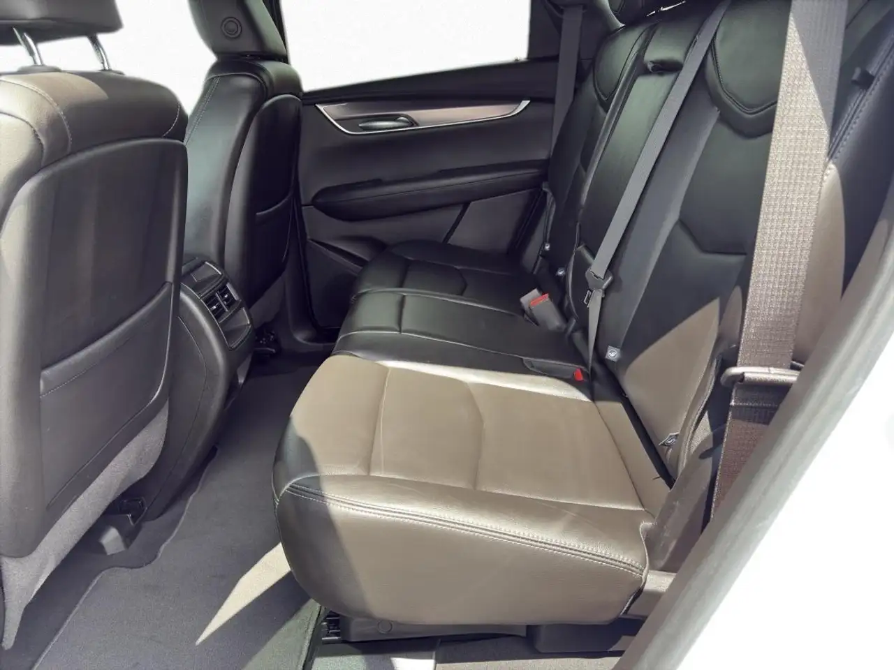 Cadillac XT5 photo Cadillac XT5