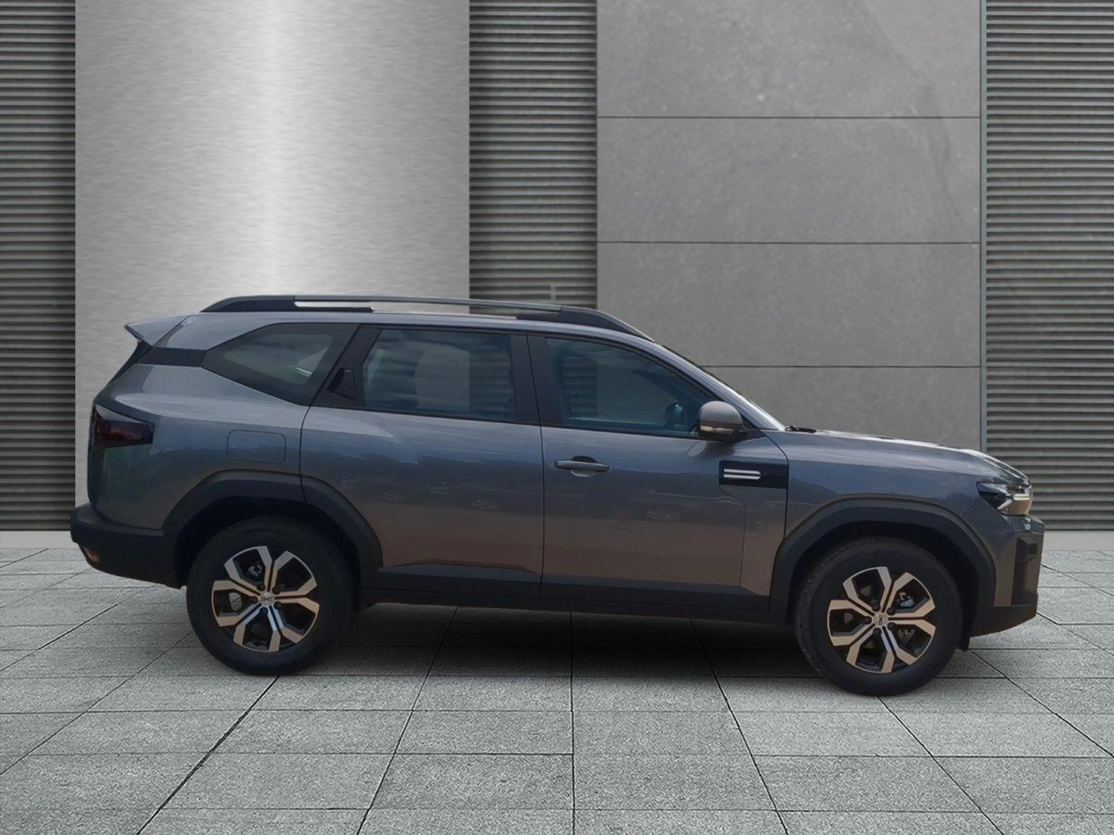Dacia Bigster Expression Navi+SHZ+LKHZ+RFK TCe 140 103 kW (14... — photo 2