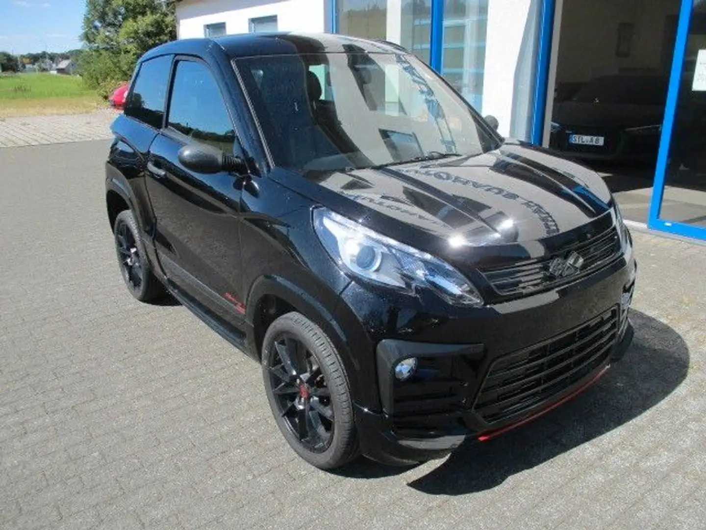 Ligier JS 60 Ultimate Sport  Klimaanlage Winterräder Schwarz - 1