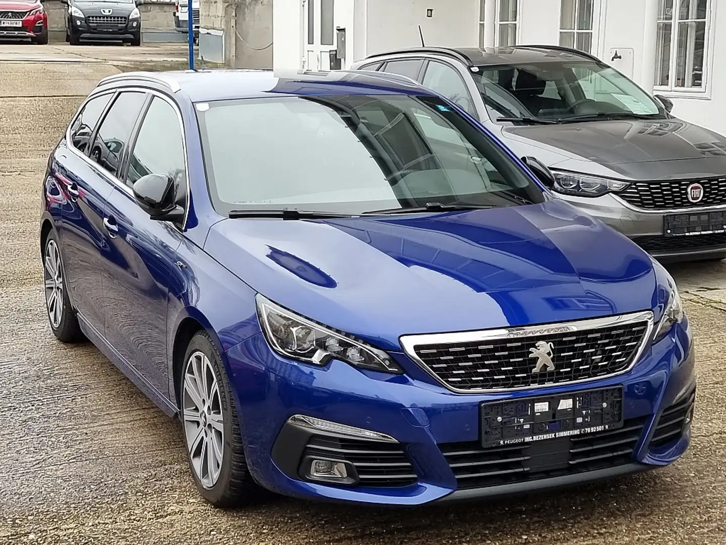 Peugeot 308 SW 2,0 BlueHDI 180 GT EAT8 S&S Blau - 1