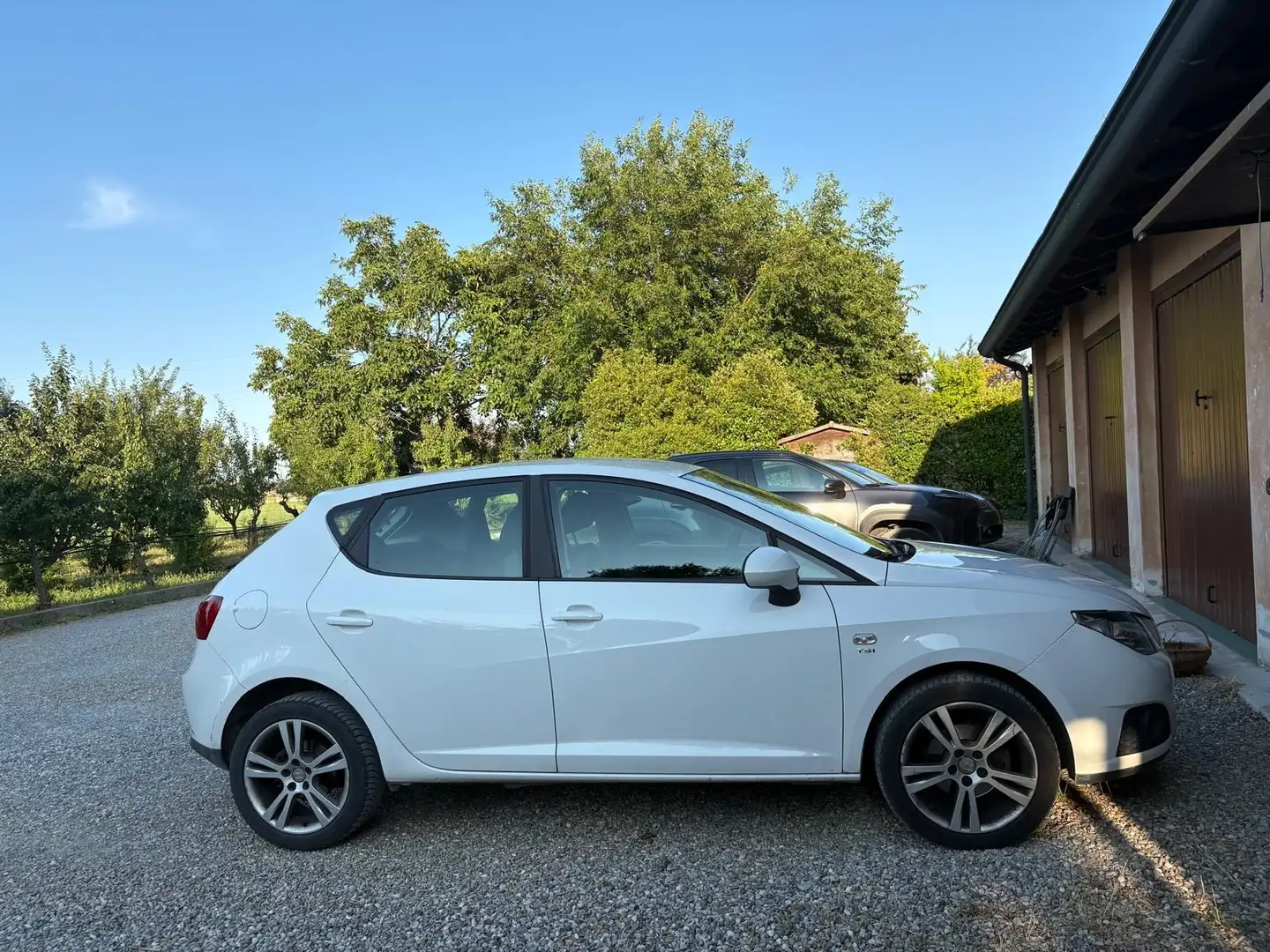 SEAT Ibiza 5p 1.2 tsi Style dsg - 1