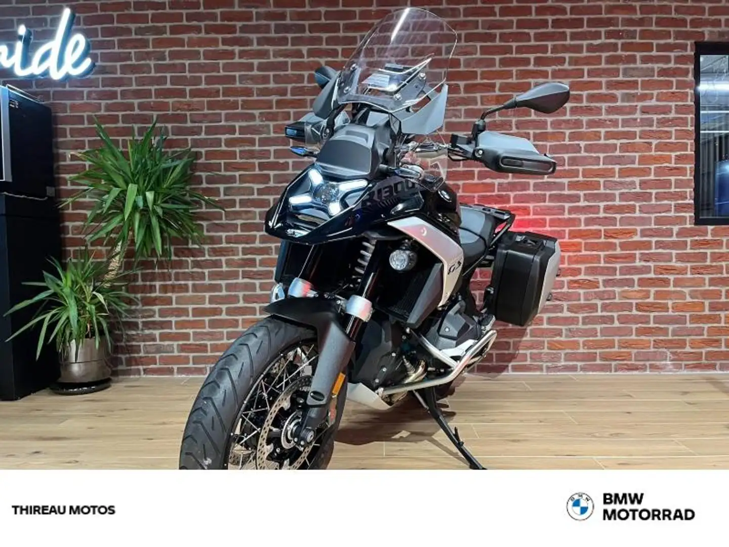 BMW R 1300 GS R 1300 GS - 1