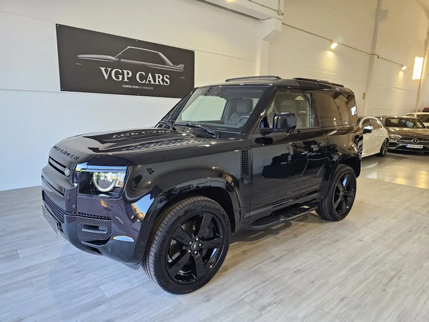Land Rover Defender 90 3.0 I6 MHEV X-Dynamic SE AWD Aut. 400 Nero - 2