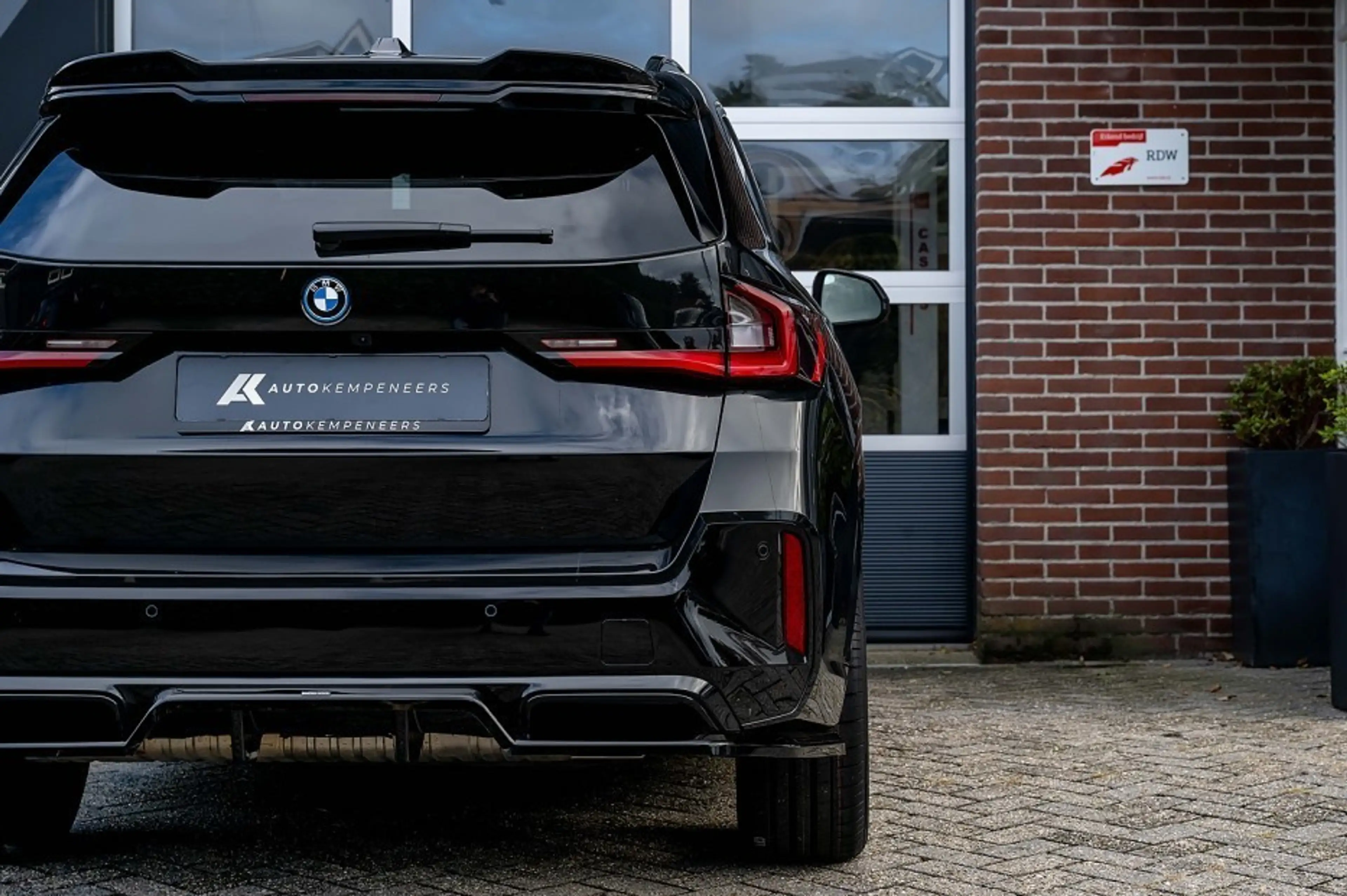 BMW X1 30e xDrive M Sport | Driving Ass. Plus | Panoramad — photo 2