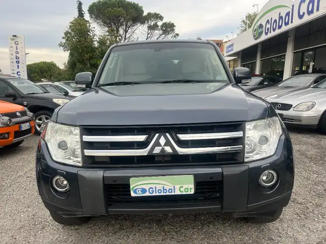 Mitsubishi Pajero 3.2 DI-D 16V aut. 5p. Lim. Ed.DPF