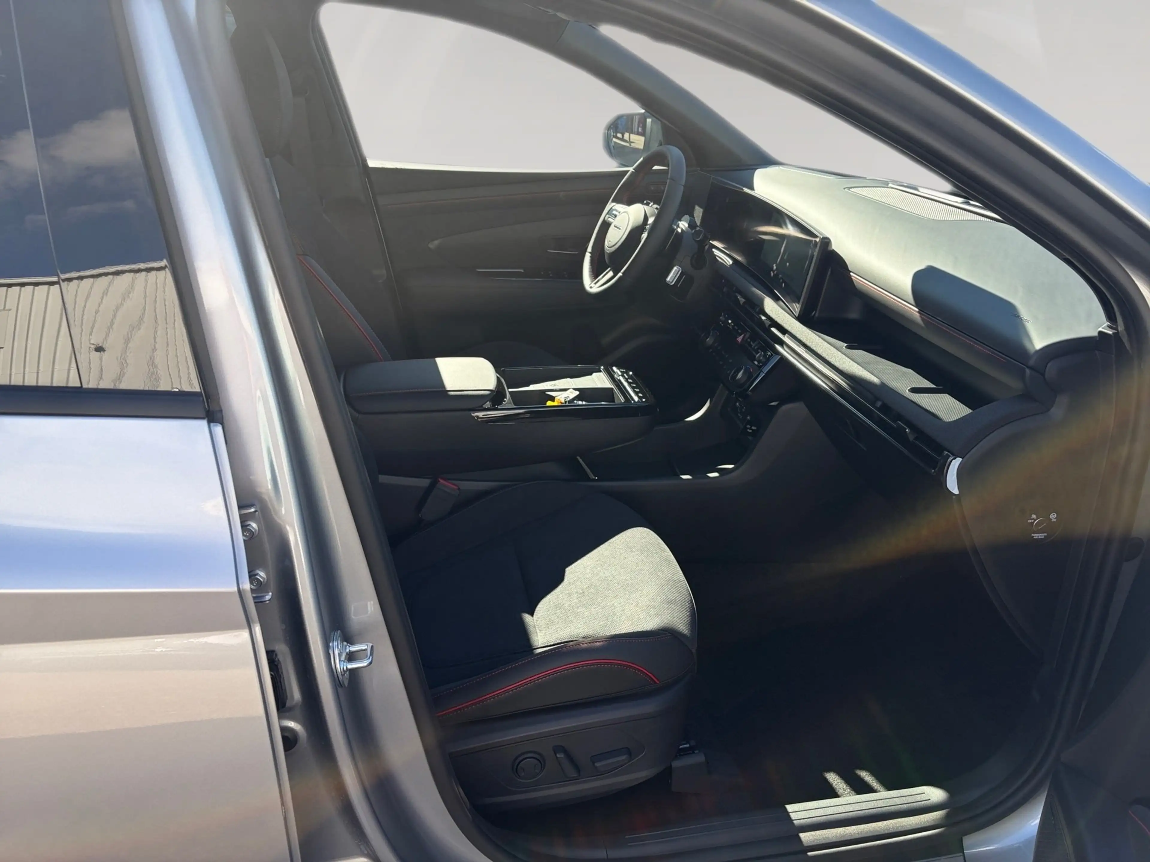 Hyundai TUCSON 1.6L T-GDI N-Line X 4xSHZ+AUT+Akustikglas — photo 14