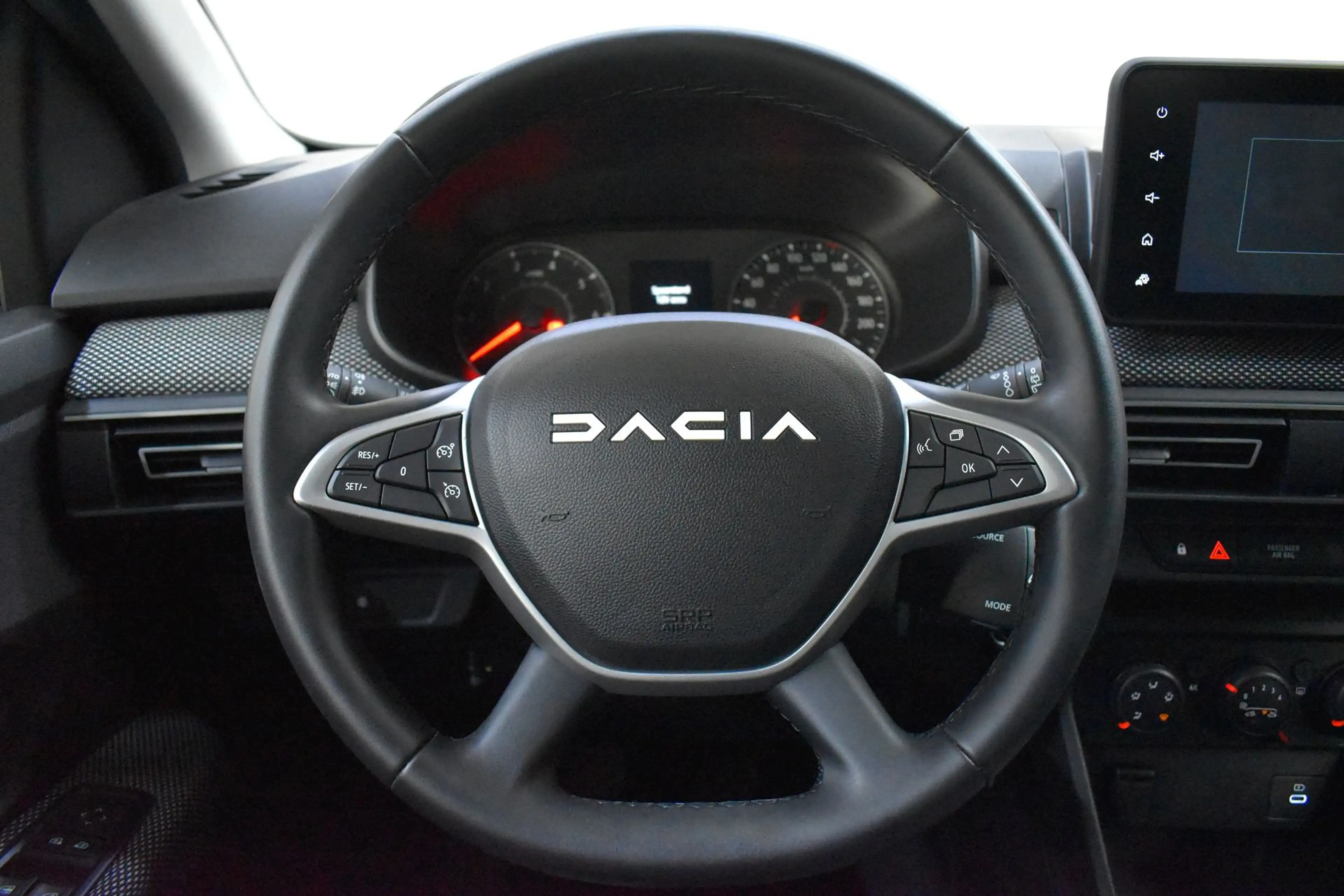 Dacia Sandero 1.0 TCe Expression / Valckenier Denderhoutem — photo 11