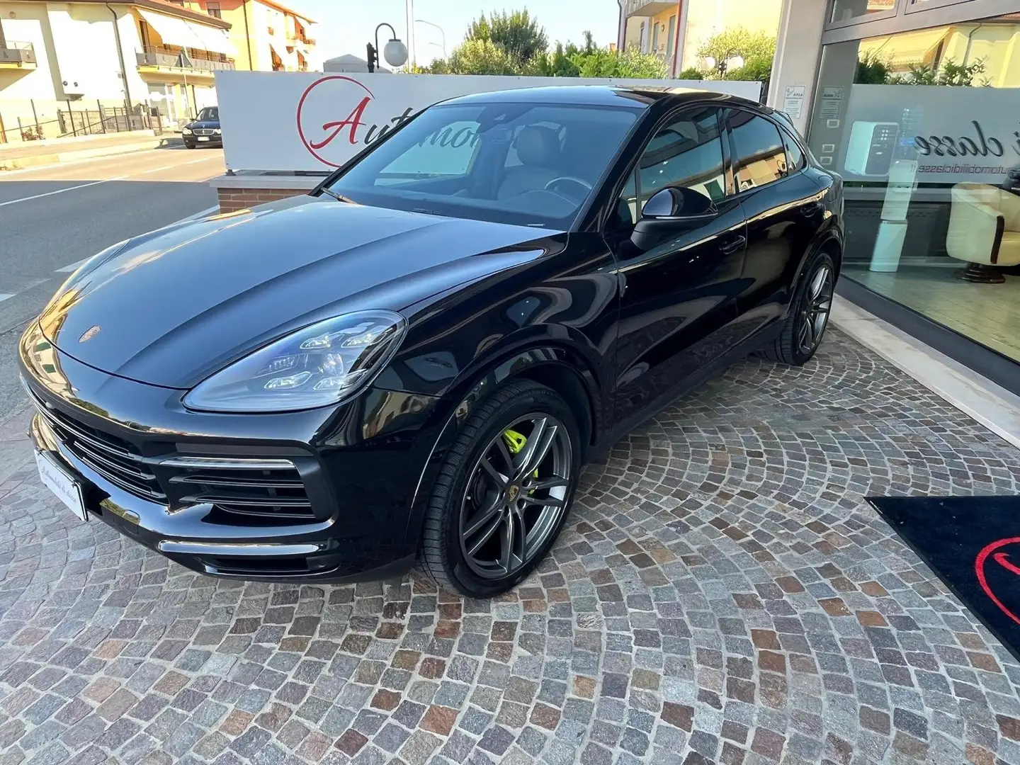 Porsche Cayenne Coupe 3.0 e-hybrid-ACC-Tetto-SPORT CHRONO-PRONTA! Nero - 1