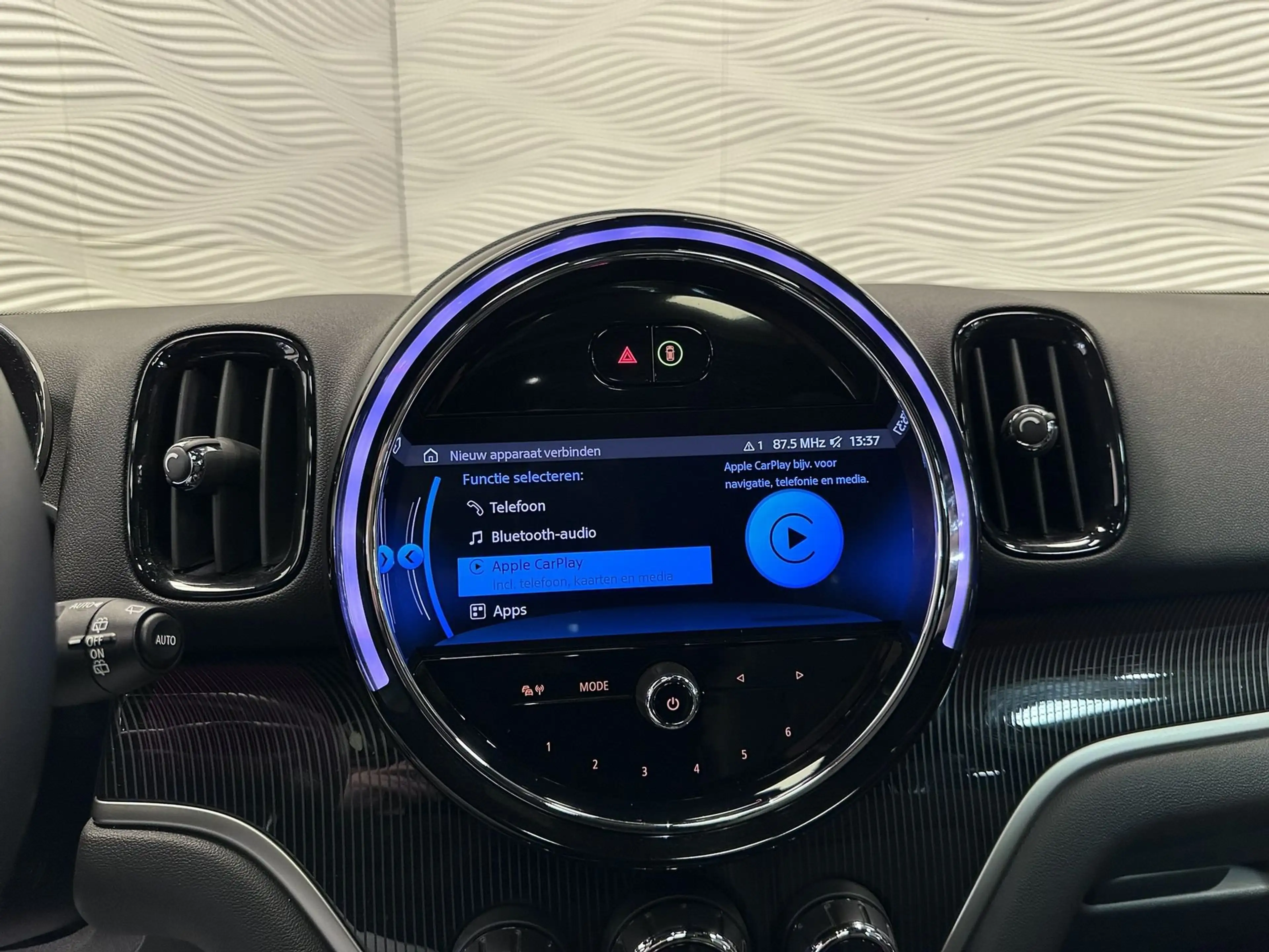MINI Cooper SE Countryman *ALL4*PHEV*"MINI YOURS"*PANO DAK*CARPLAY* — photo 32