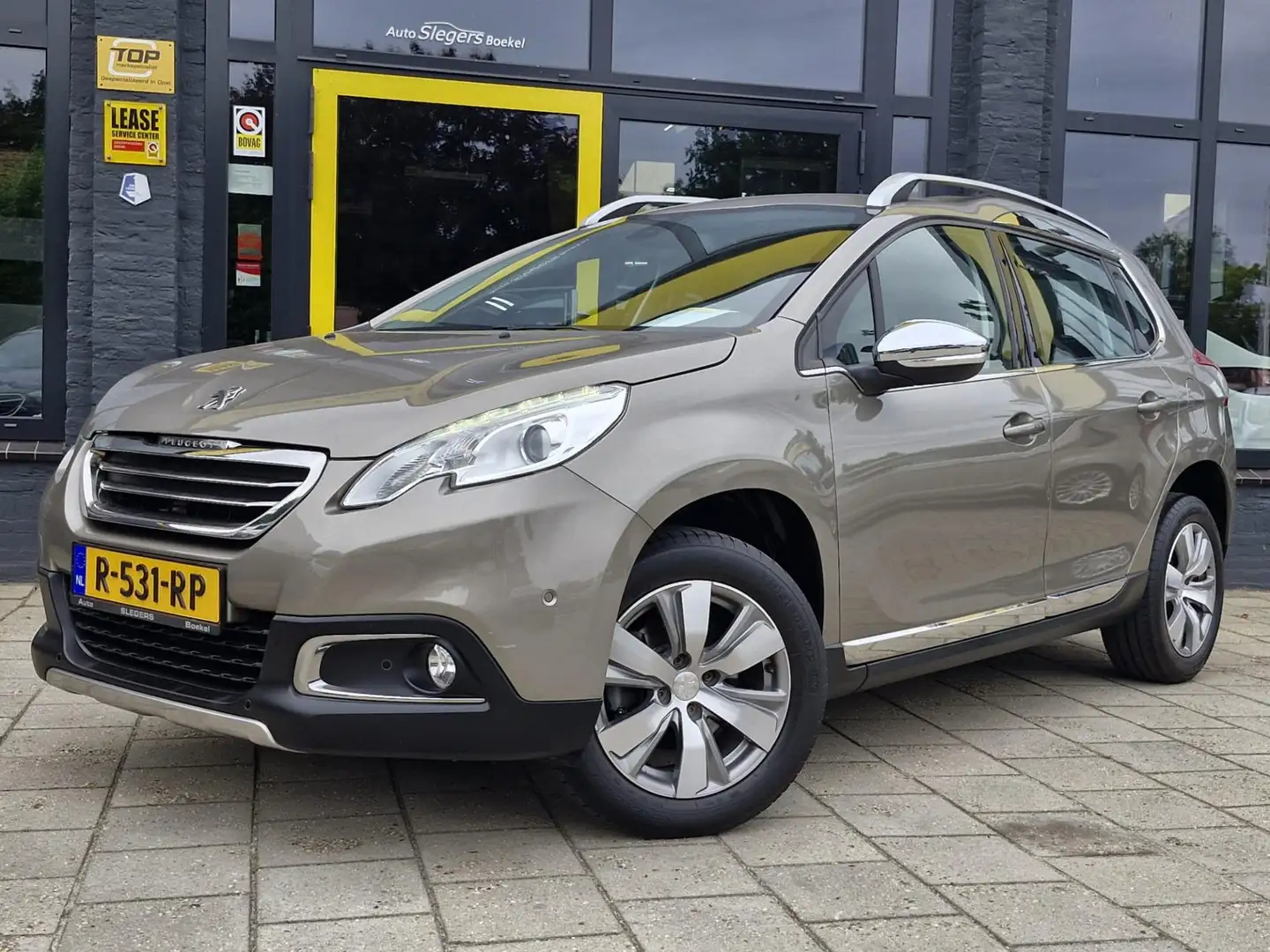 Peugeot 2008 1.6 VTi Allure |Trekhaak | Parkeersensoren V + A | Grijs - 1