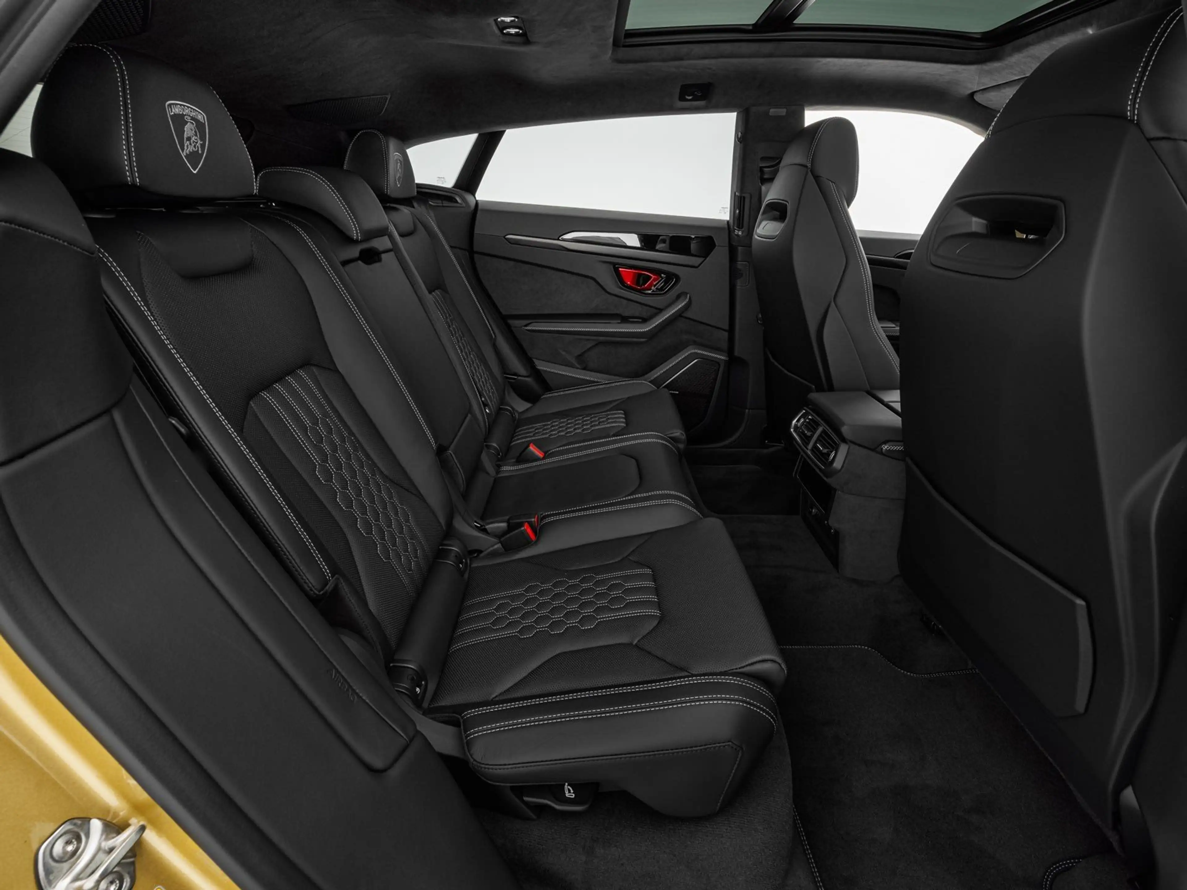 Lamborghini Urus SE — photo 14