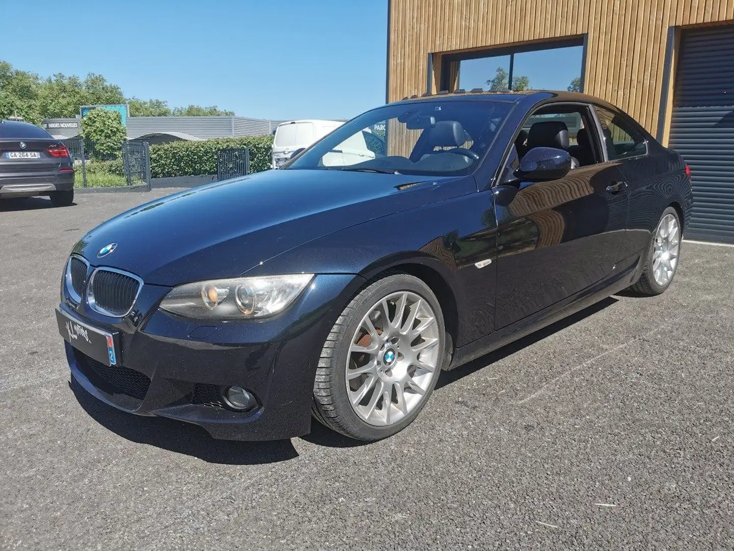 BMW 320 320 CD 177CV BVA COUPE (E92) TOIT OUVRANT / CUIR / crna - 1