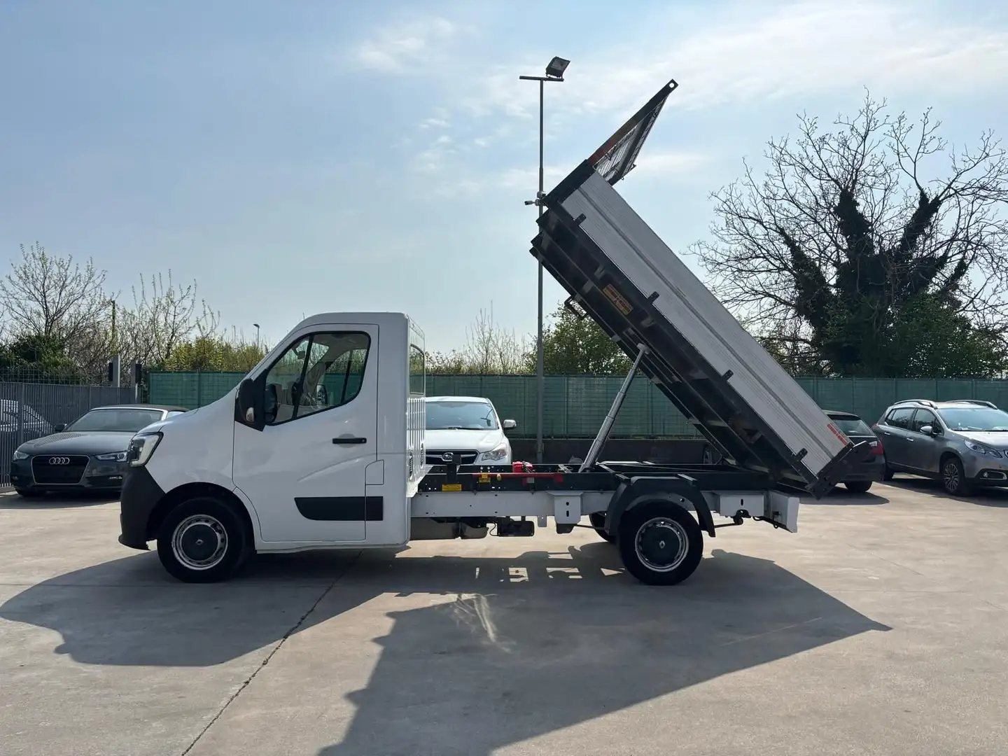 Renault Master T35 2.3 dCi 135 TP PM-RG CASSONE RIBALTABI Wit - 1