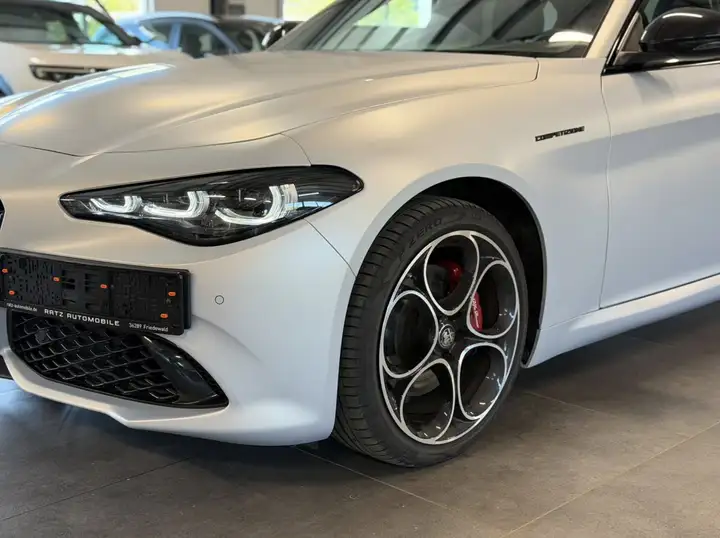 Alfa Romeo Giulia 2023, foto 6